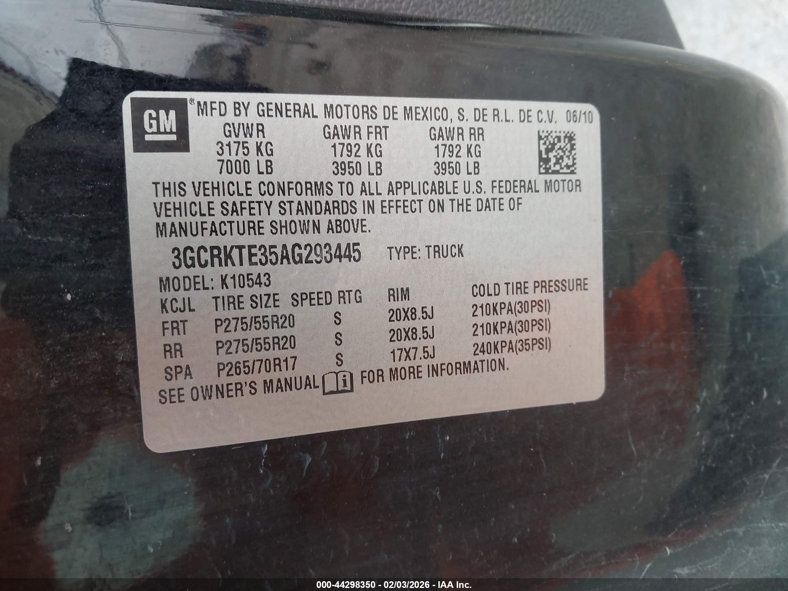 CHEVROLET SILVERADO image 9