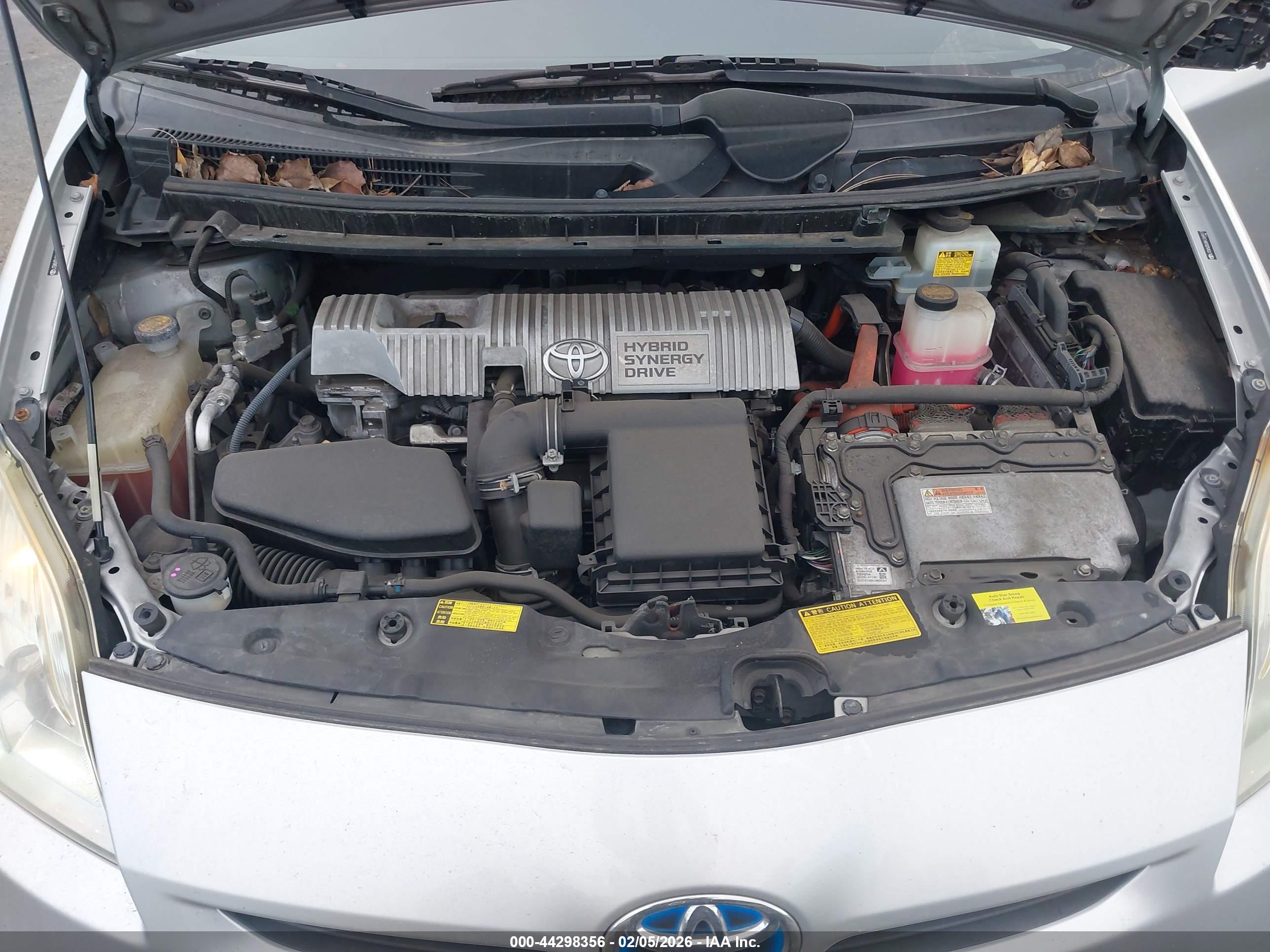 TOYOTA PRIUS image 10