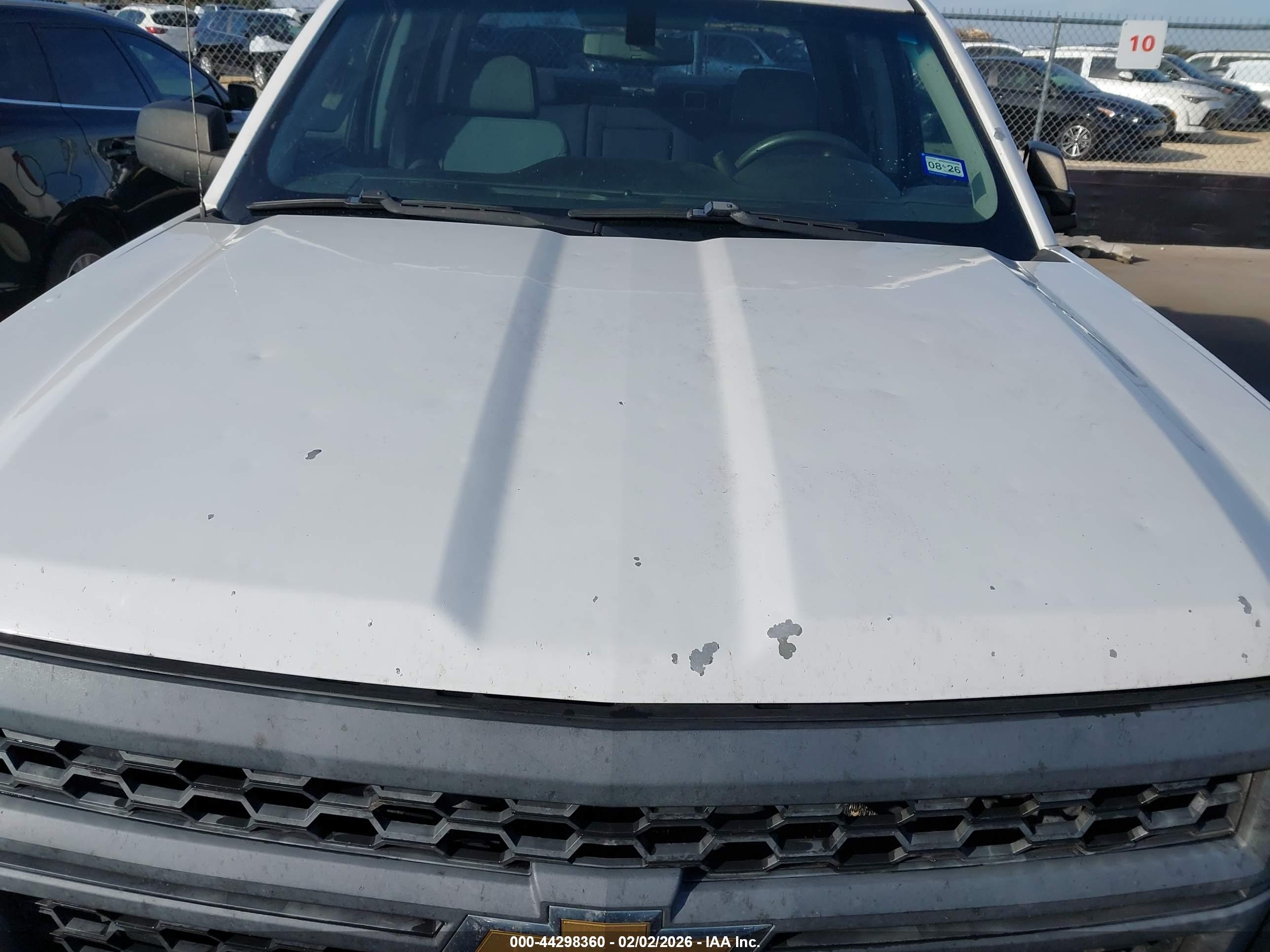 CHEVROLET SILVERADO image 6