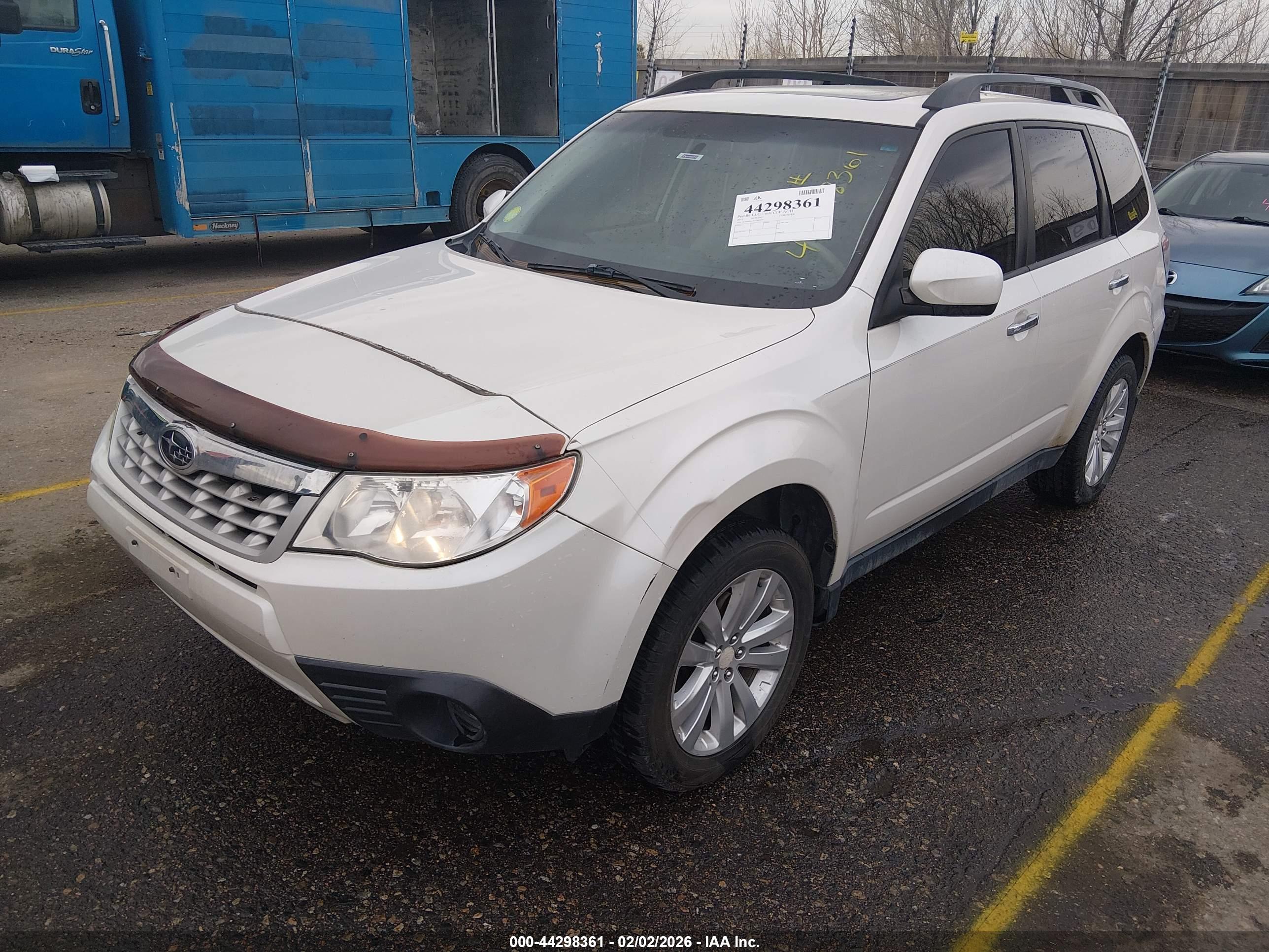 SUBARU FORESTER image 2