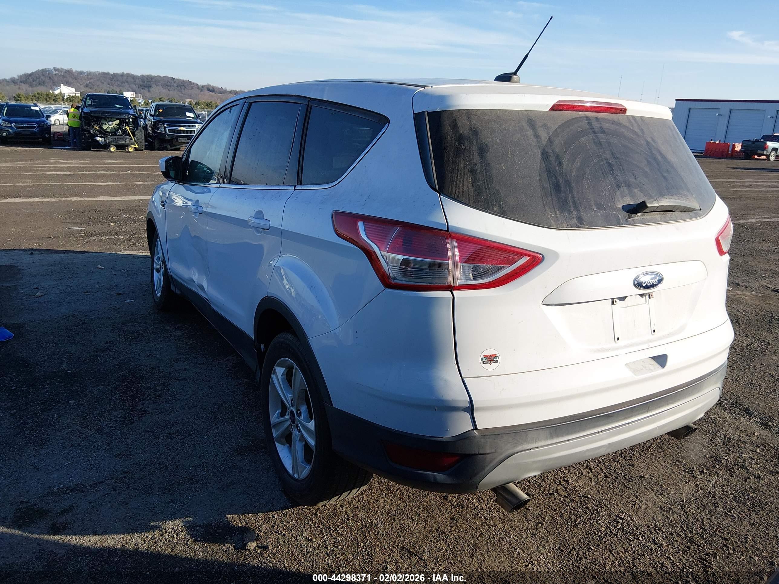 FORD ESCAPE image 3