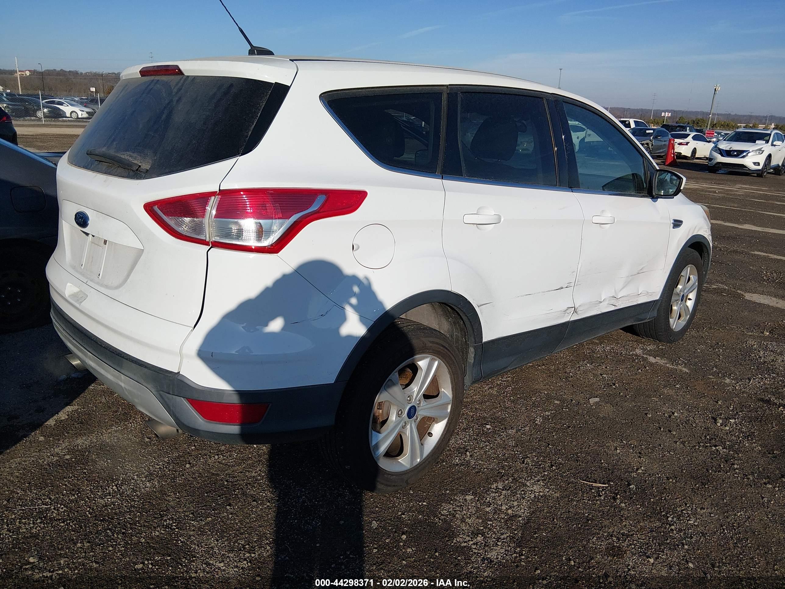 FORD ESCAPE image 4