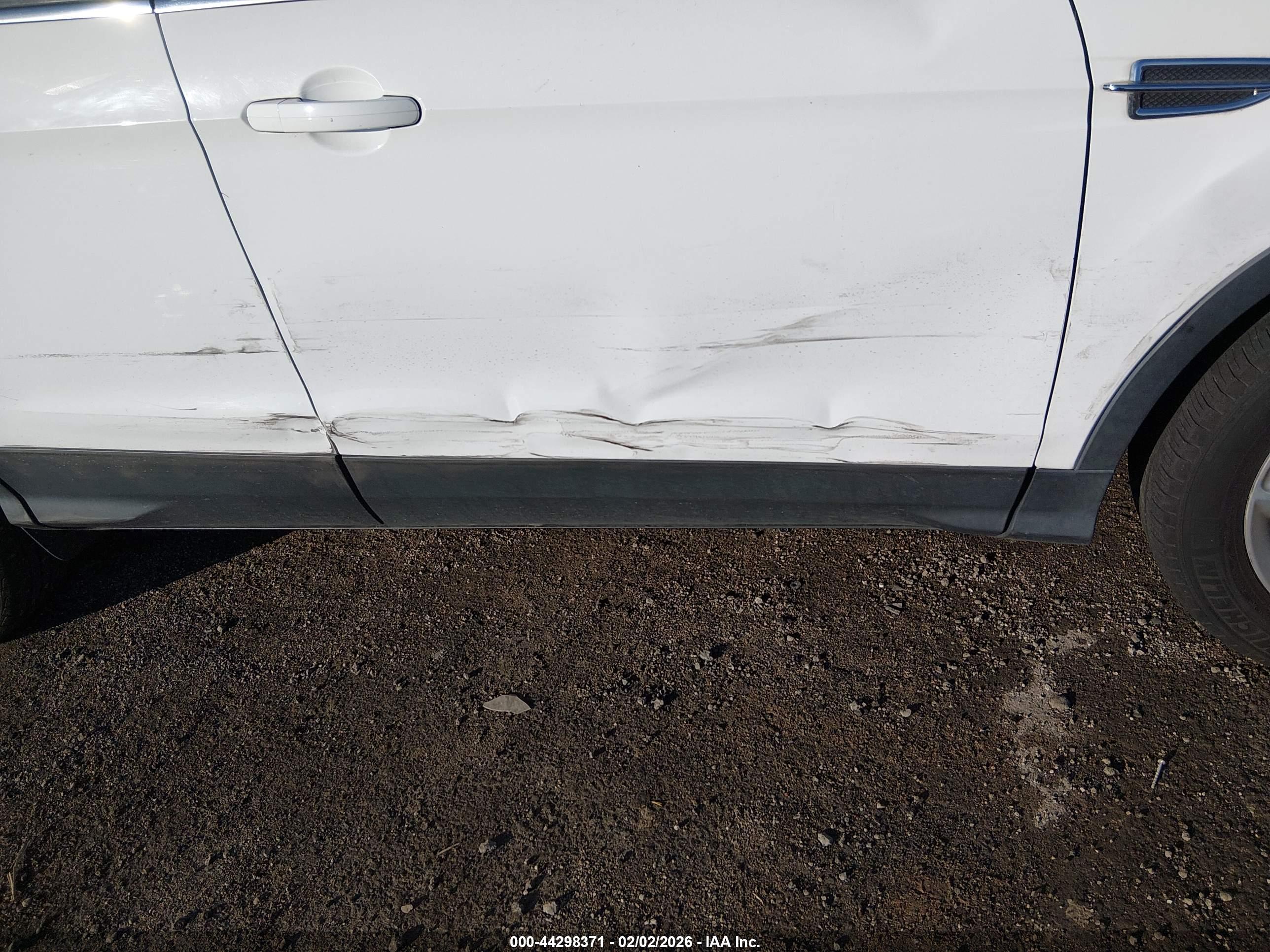 FORD ESCAPE image 6