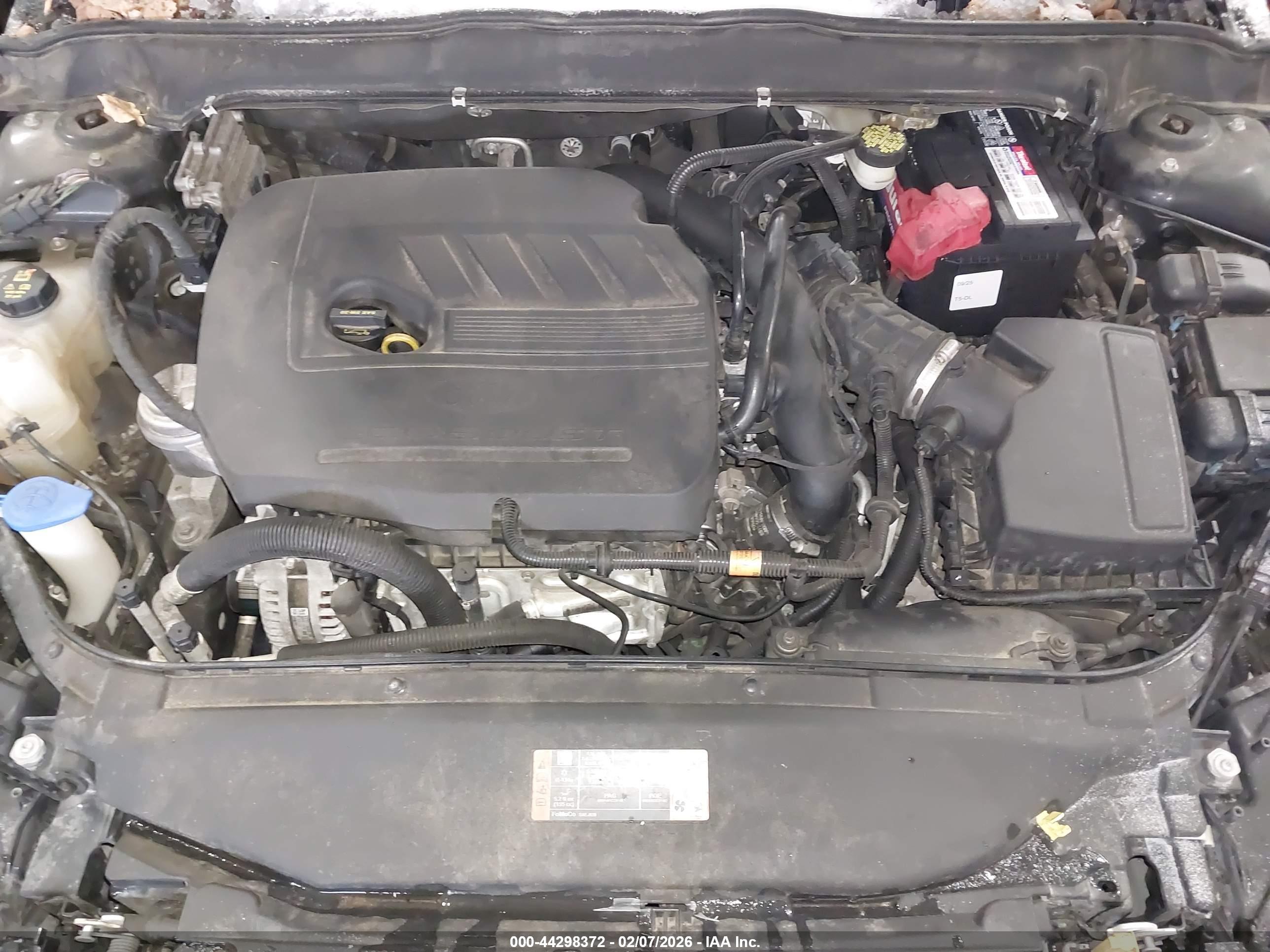 FORD FUSION image 10
