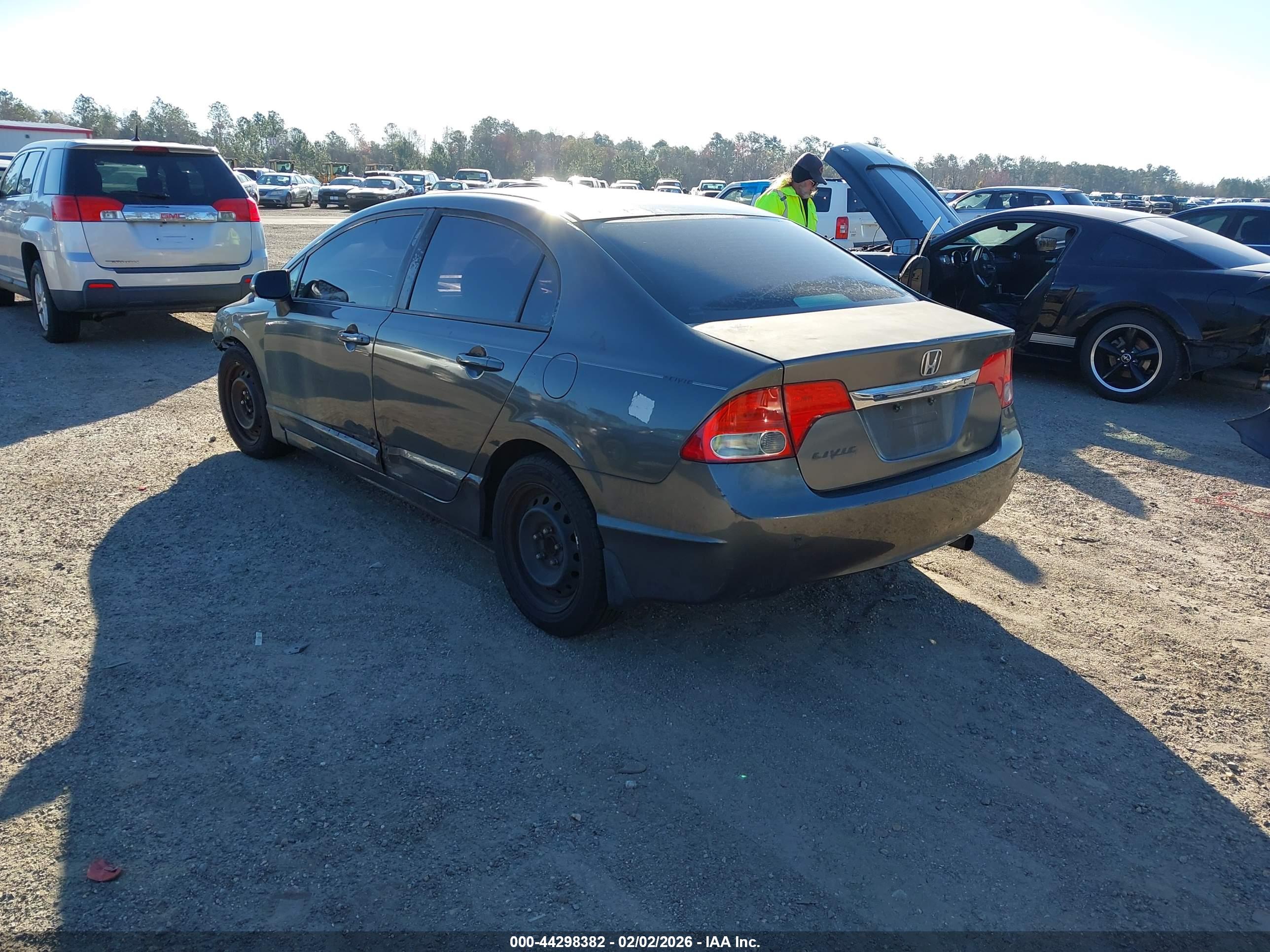 HONDA CIVIC image 3