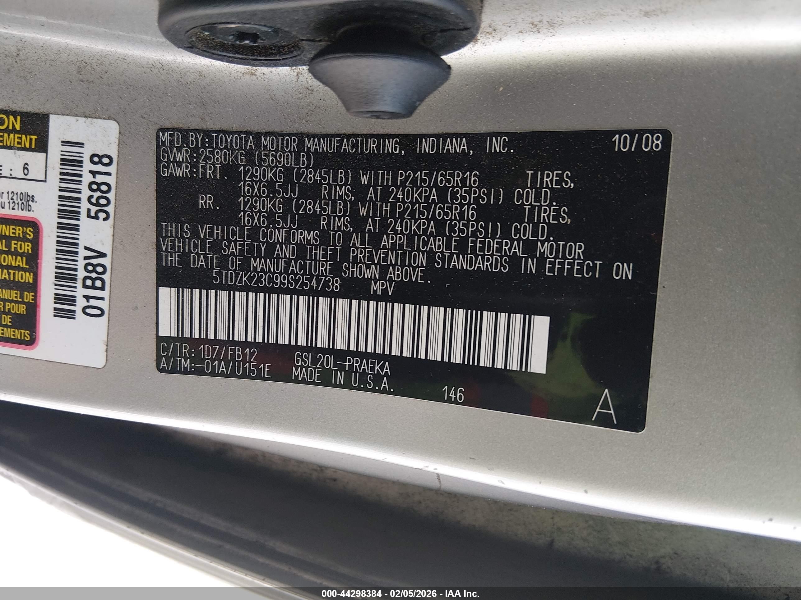 TOYOTA SIENNA image 9