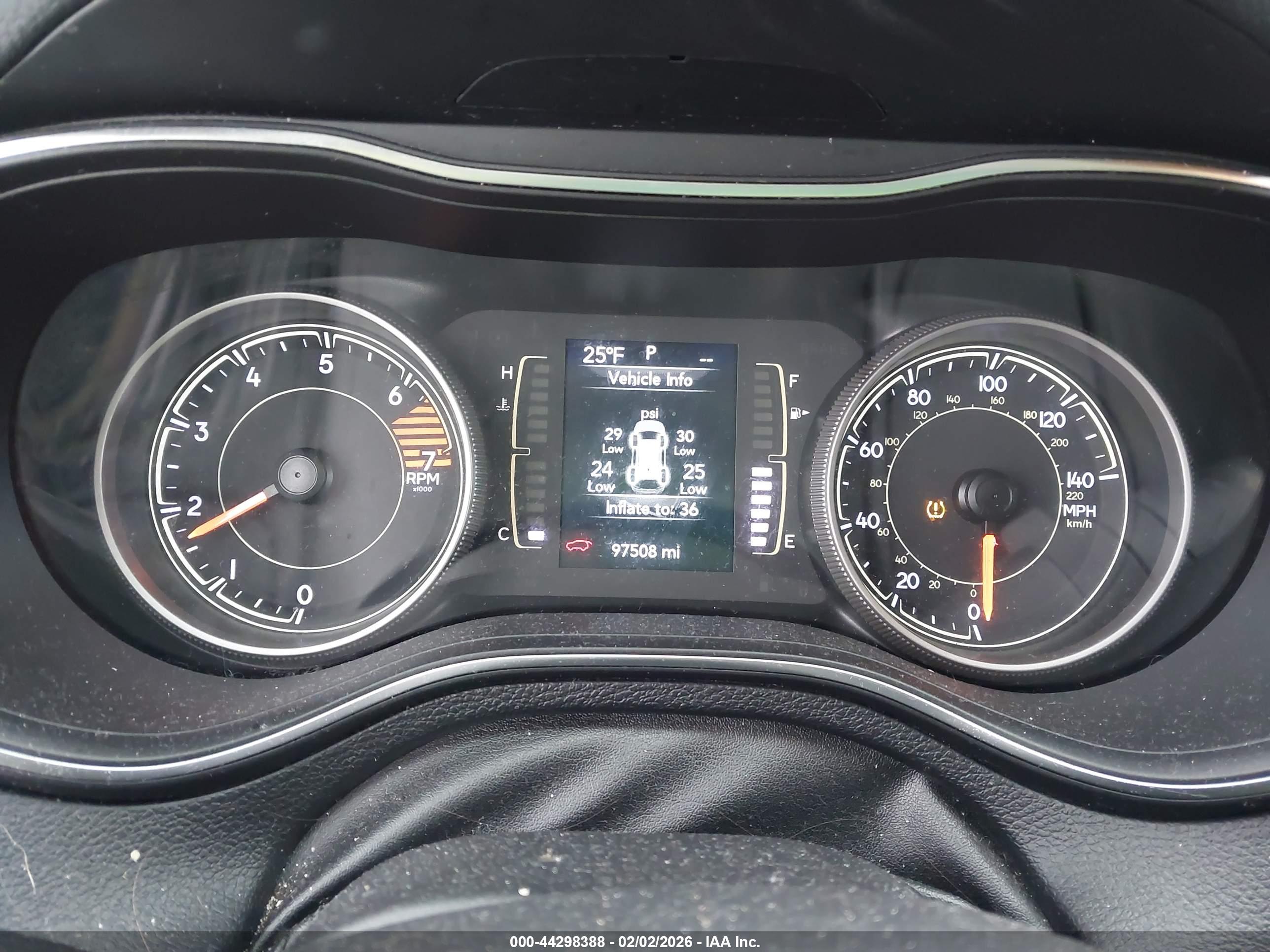 JEEP CHEROKEE image 7