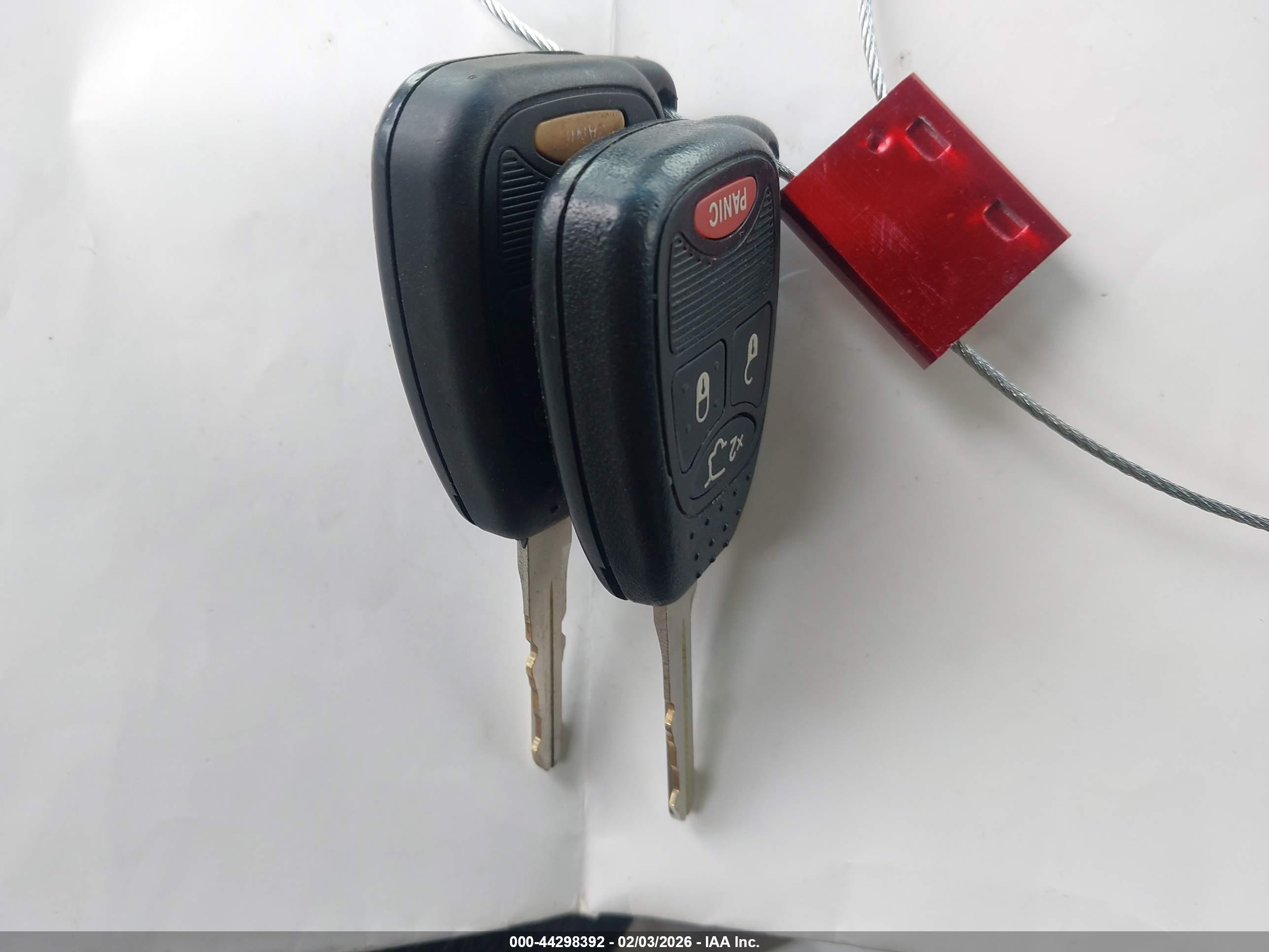 JEEP LIBERTY image 11