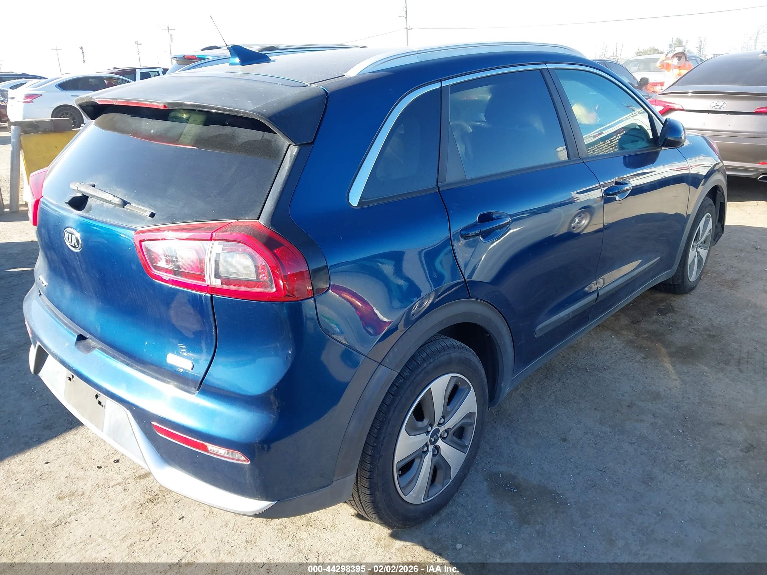 KIA NIRO image 4
