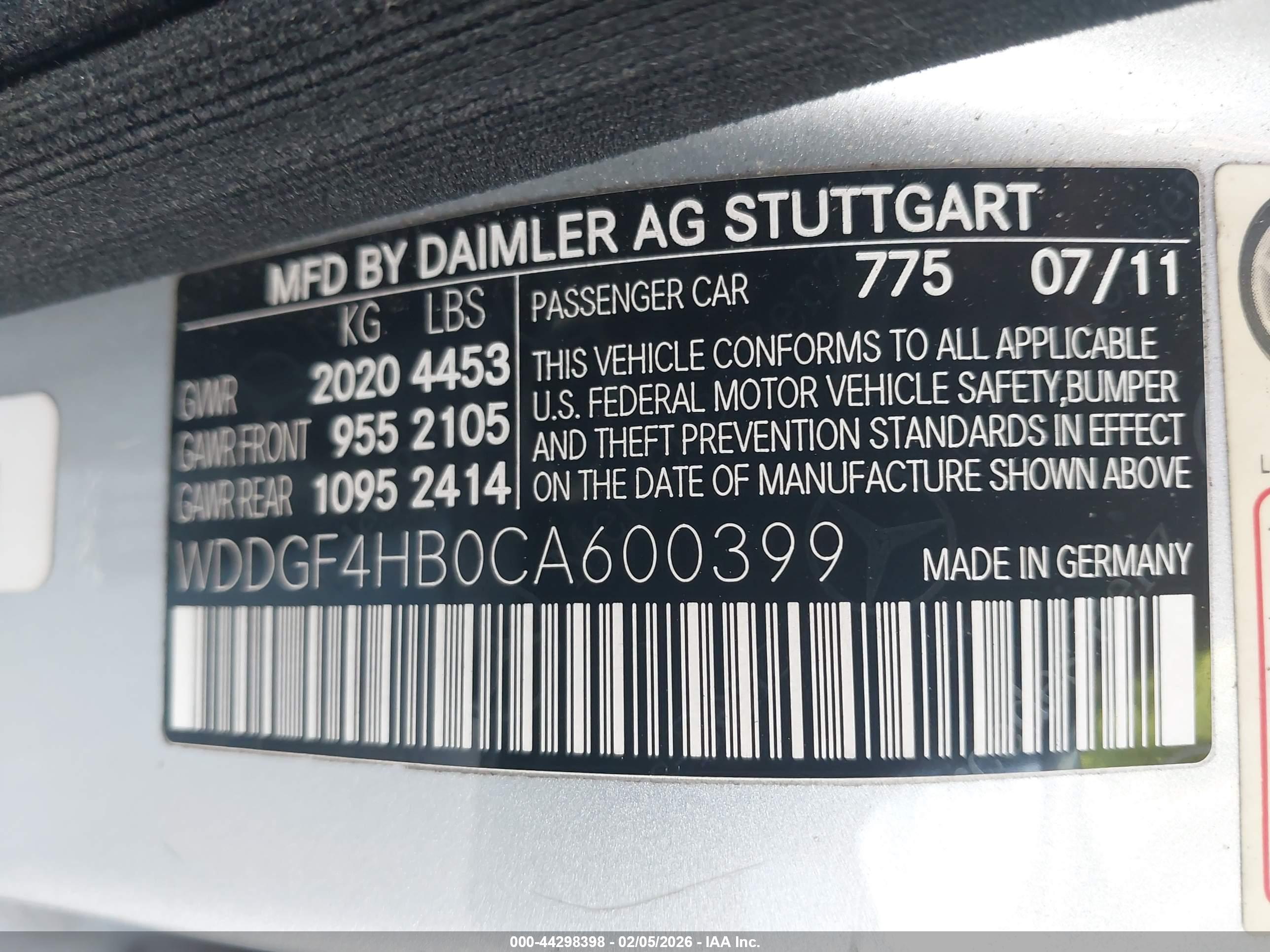 MERCEDES-BENZ C image 9