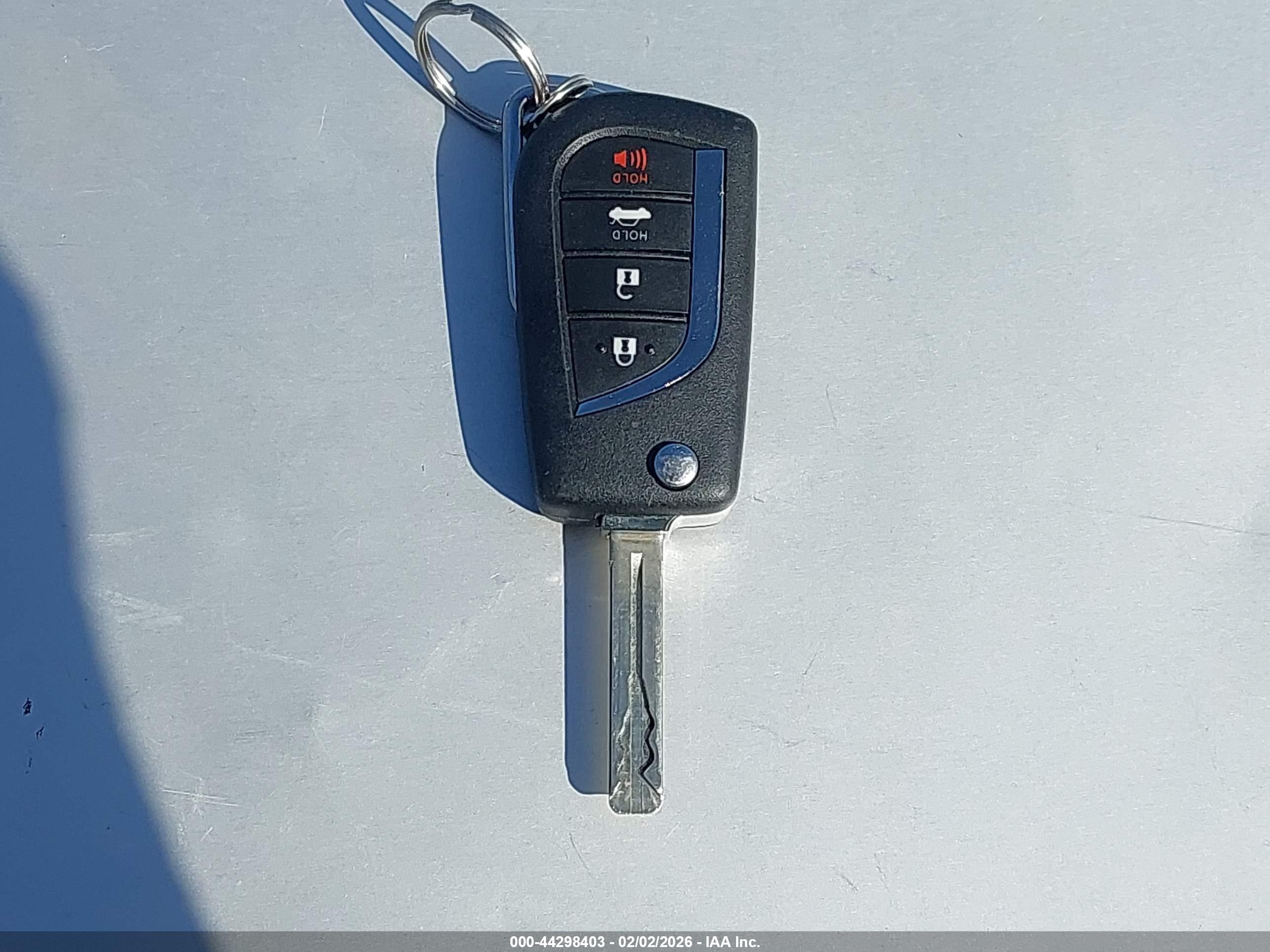 TOYOTA CAMRY image 11