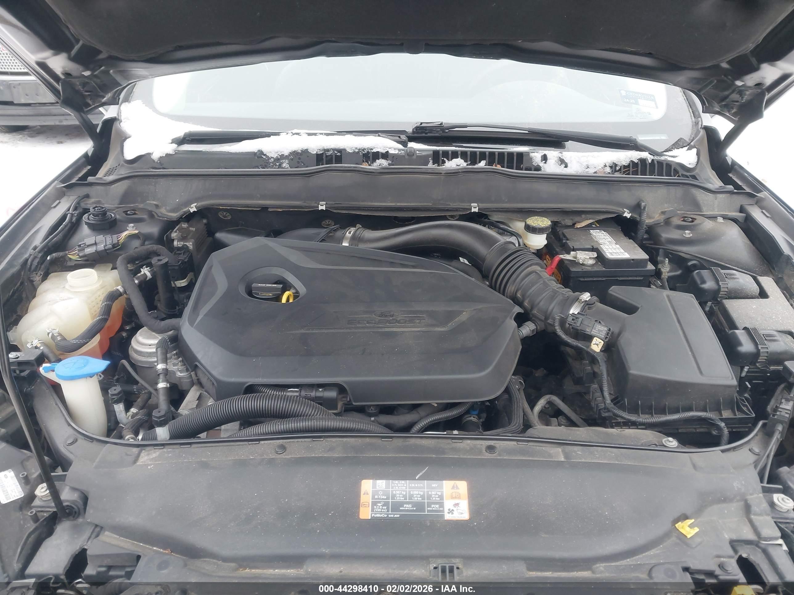 FORD FUSION image 10