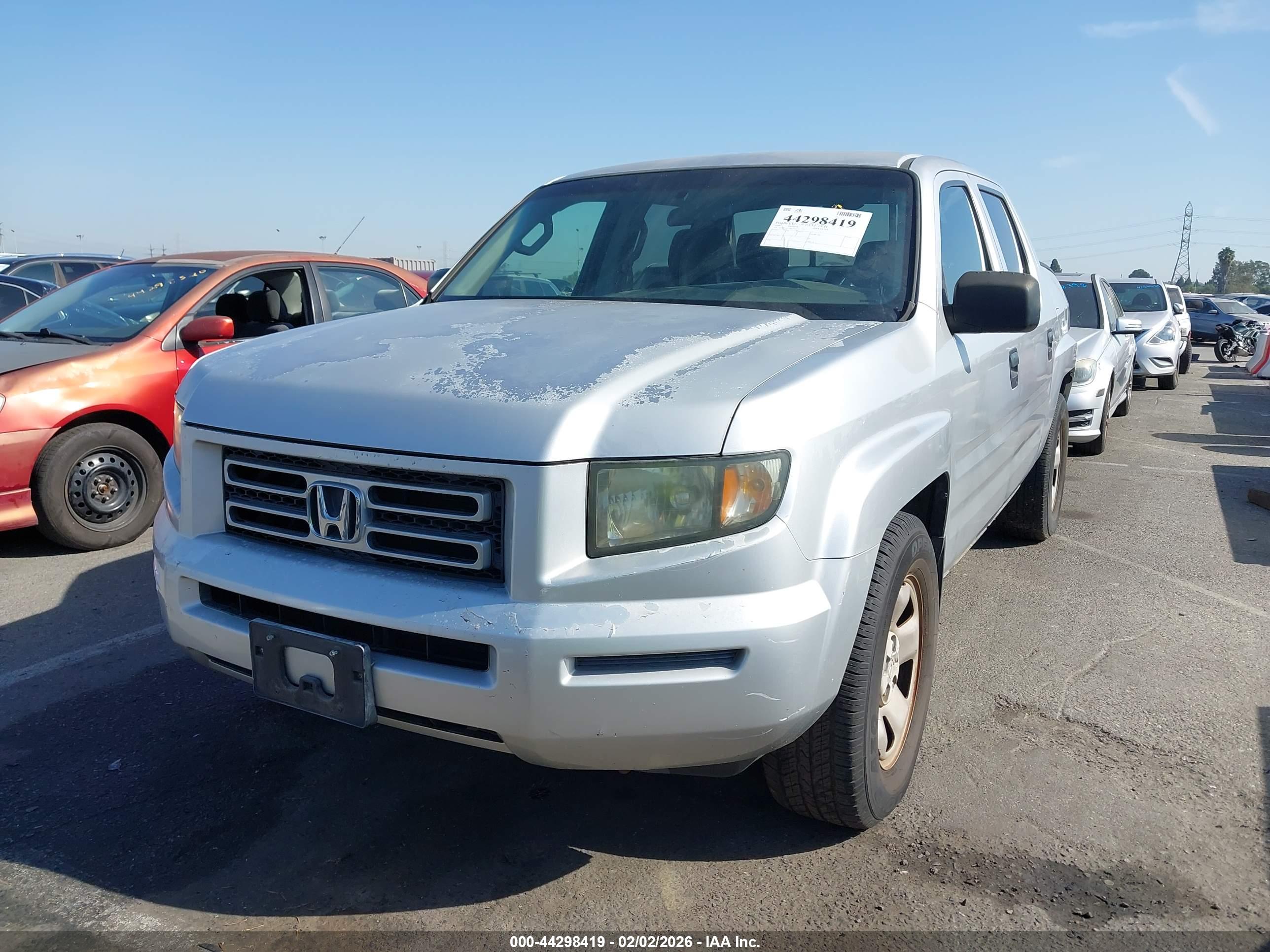HONDA RIDGELINE image 2