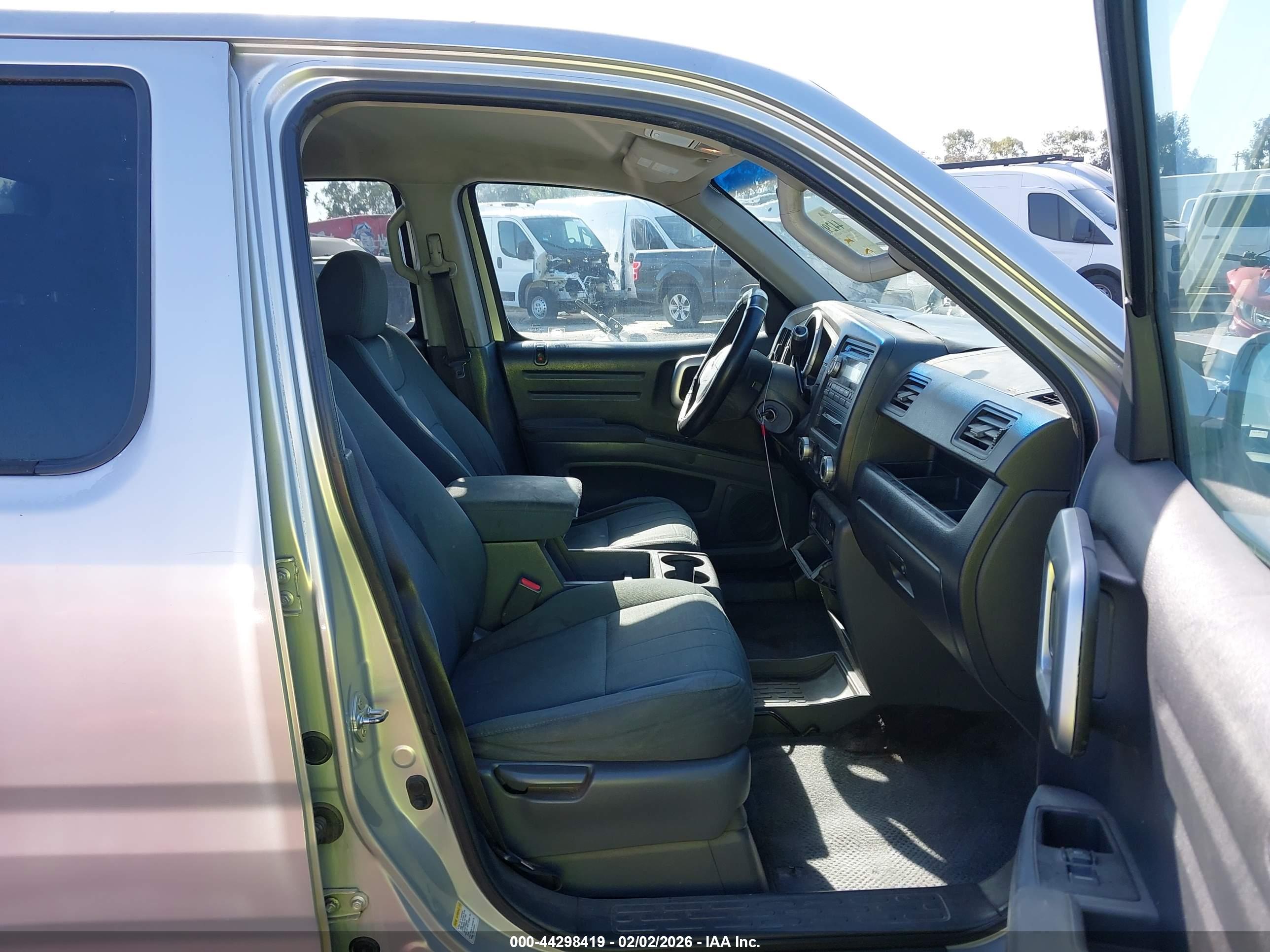 HONDA RIDGELINE image 5