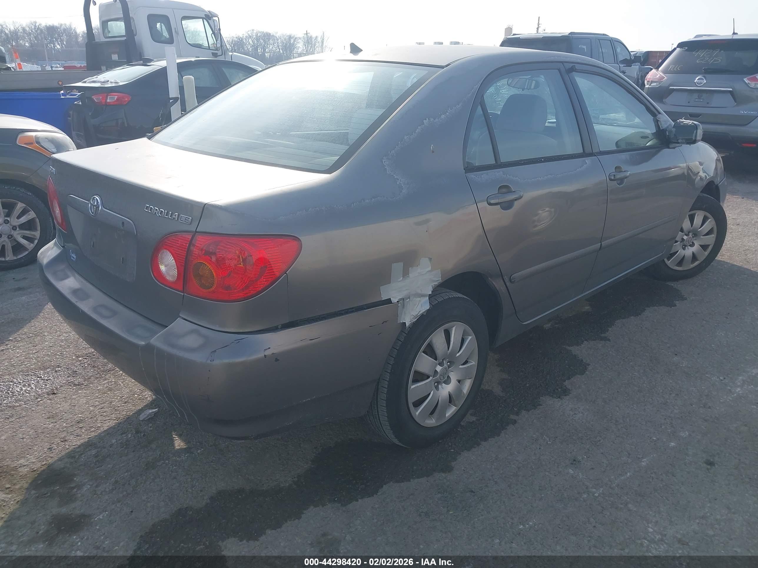 TOYOTA COROLLA image 4