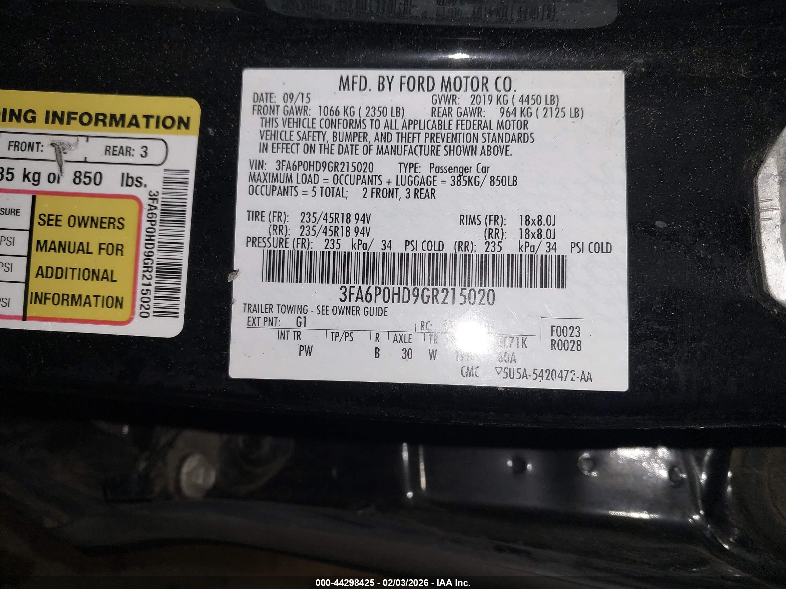 FORD FUSION image 9