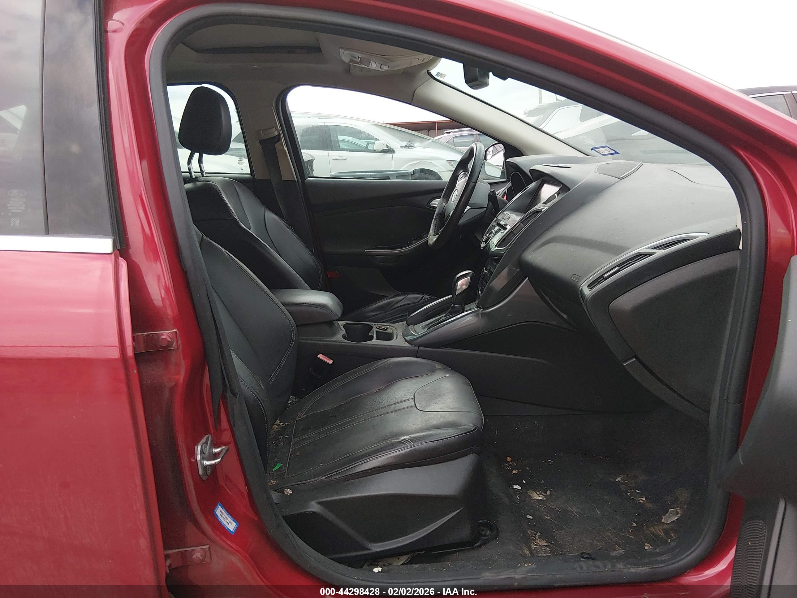 FORD FOCUS image 5