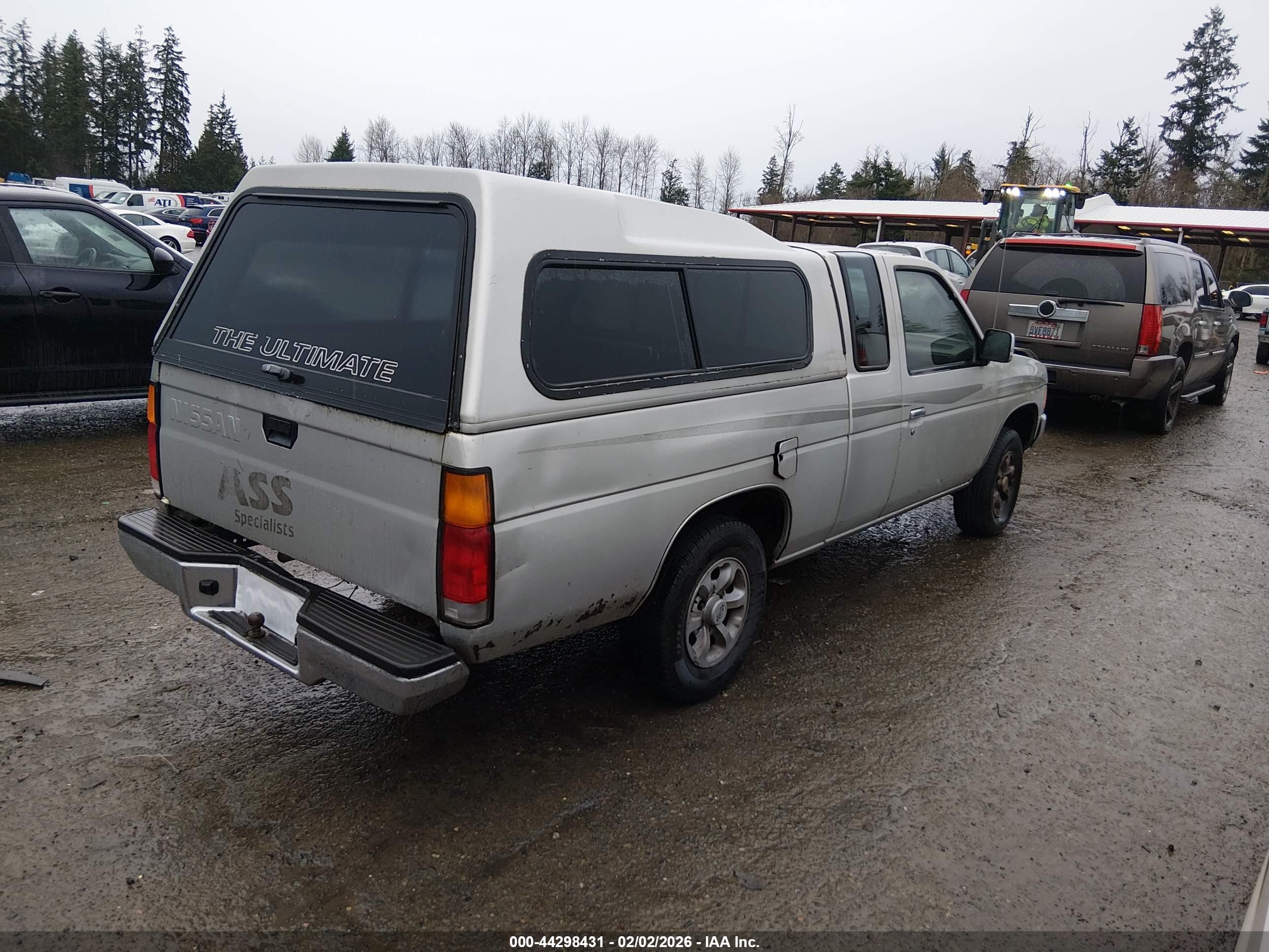 NISSAN 4X2 image 4