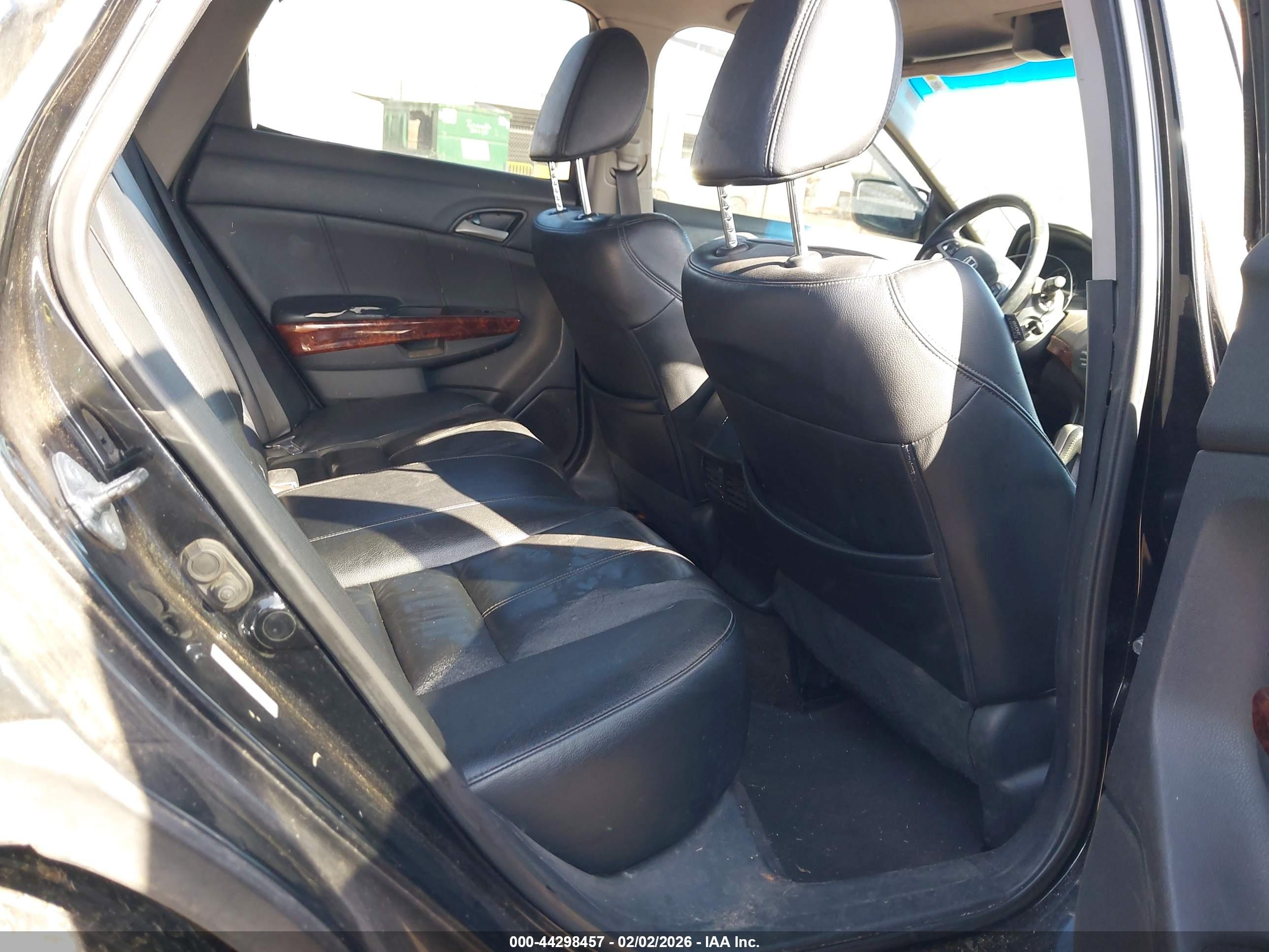 HONDA ACCORD image 8