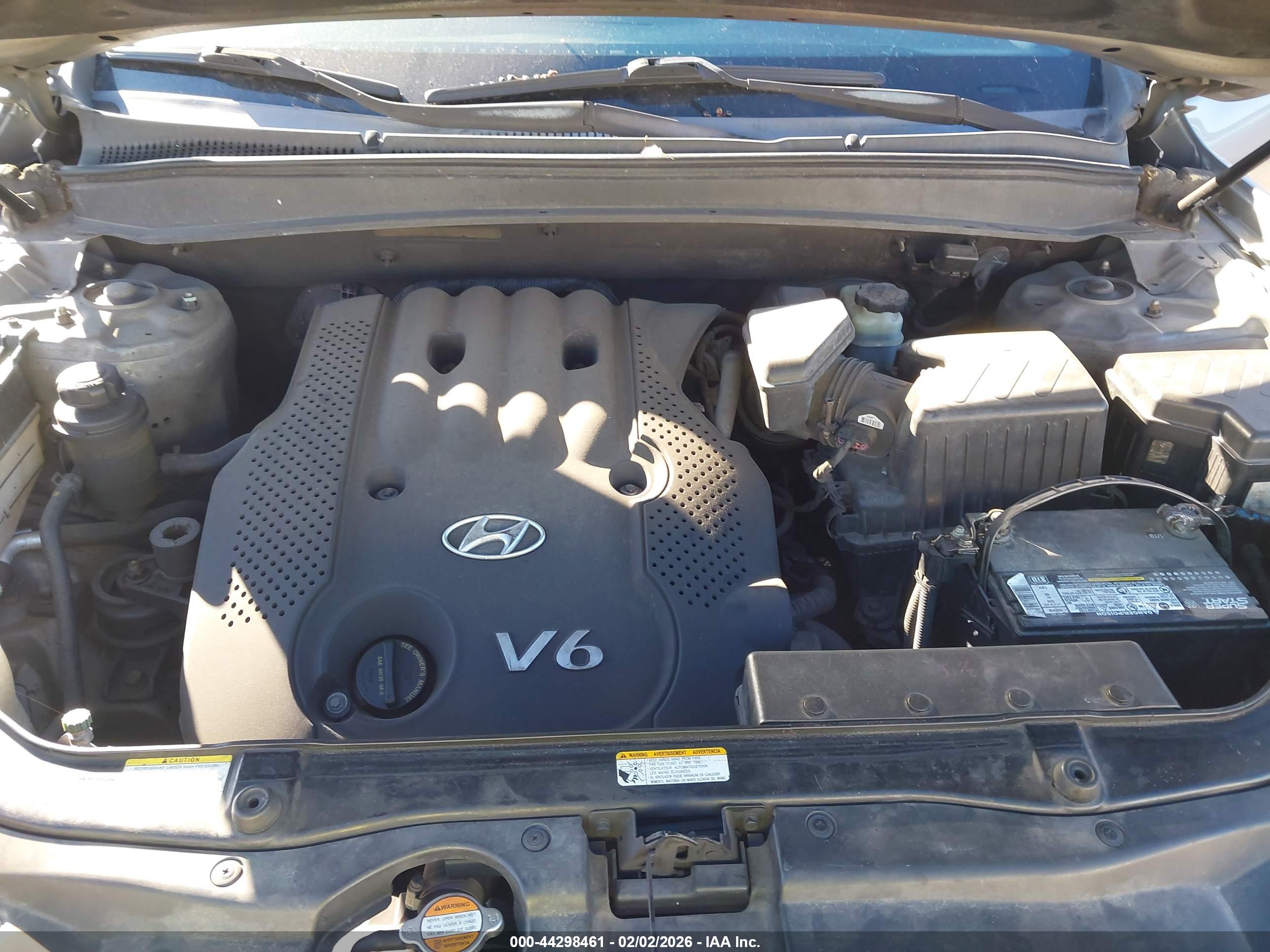 HYUNDAI SANTA image 10