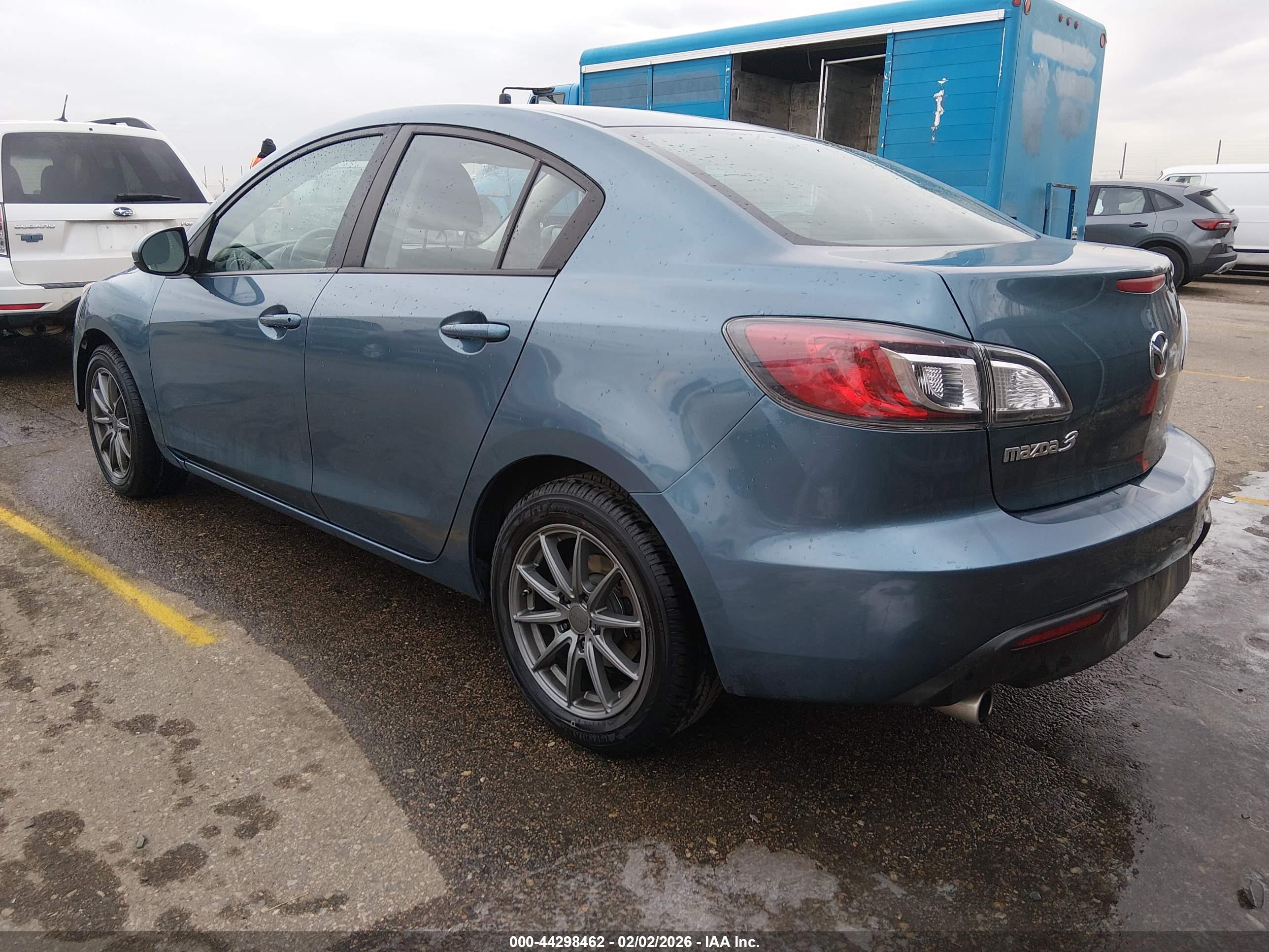 MAZDA MAZDA3 image 3