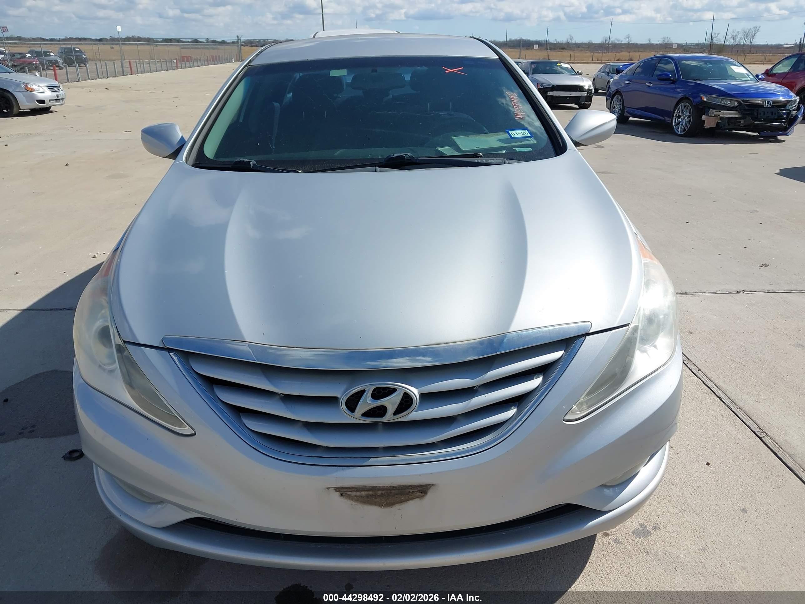HYUNDAI SONATA image 6