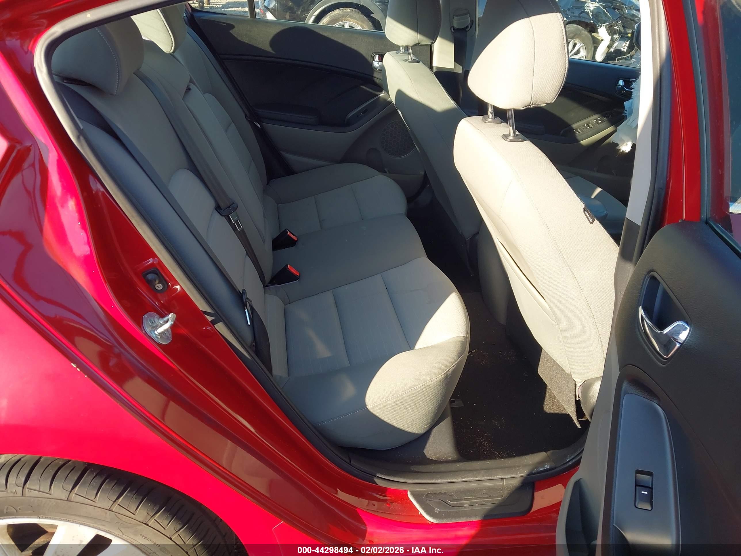 KIA FORTE image 8