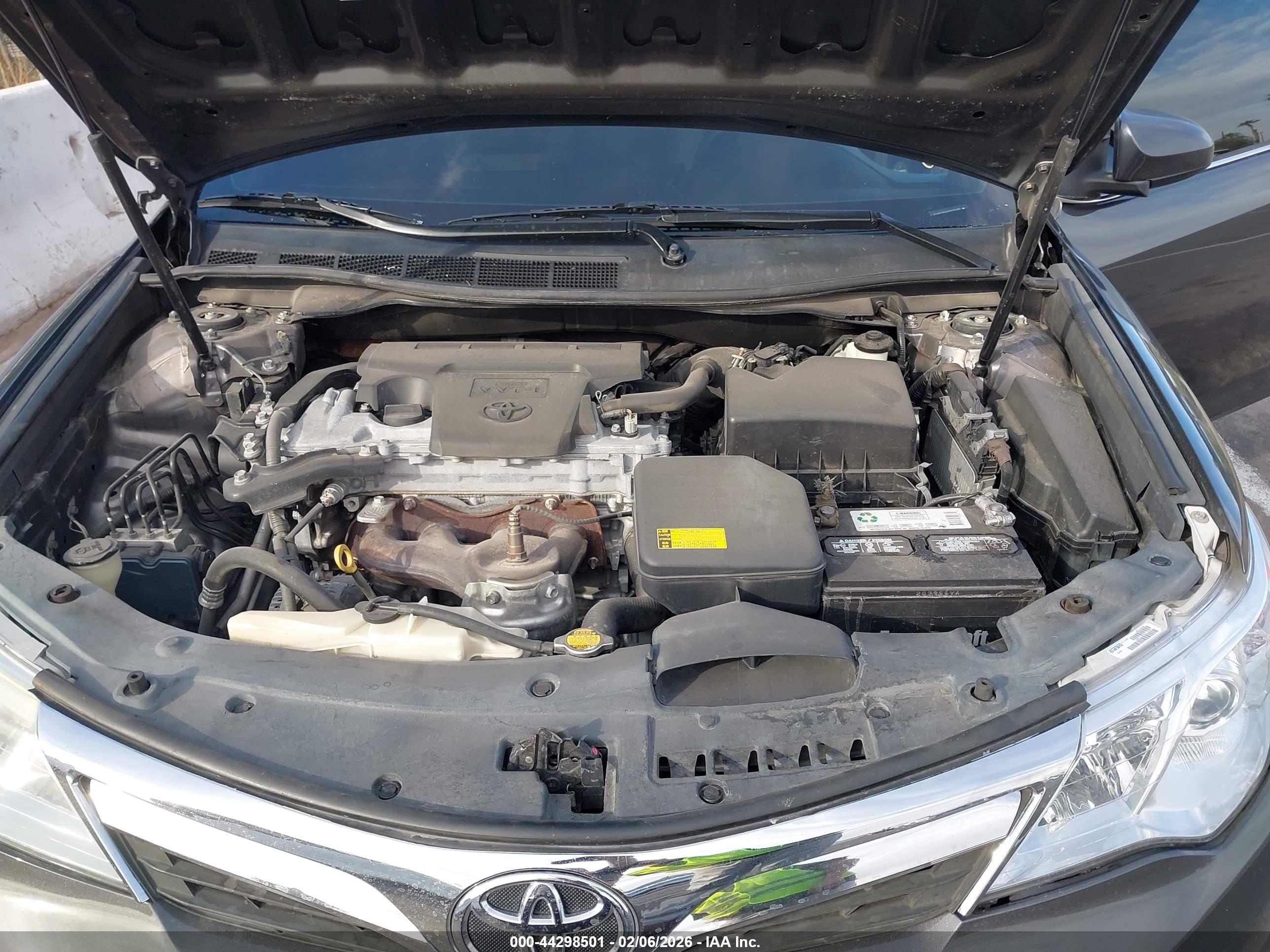 TOYOTA CAMRY image 10
