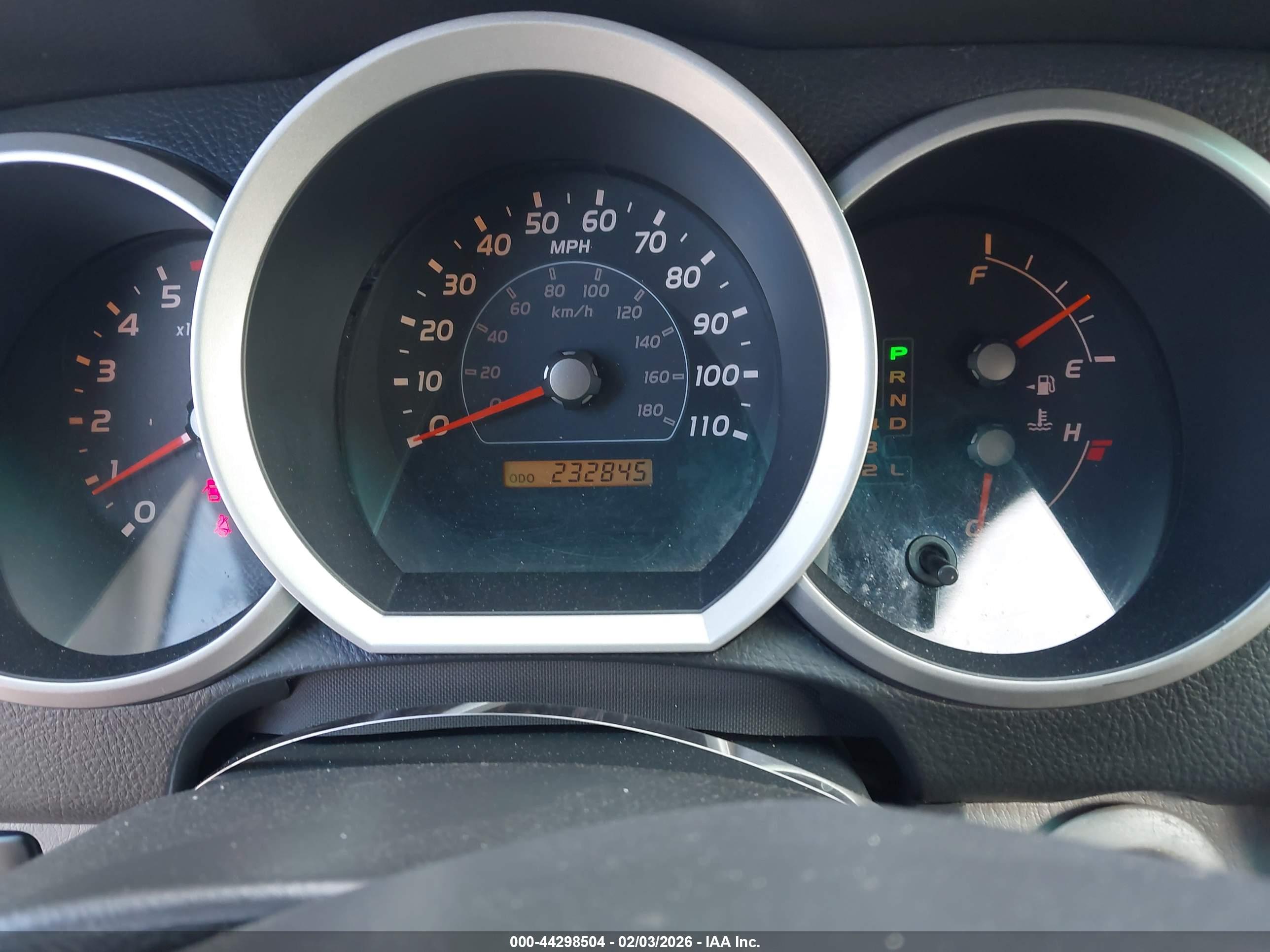 TOYOTA 4RUNNER image 7