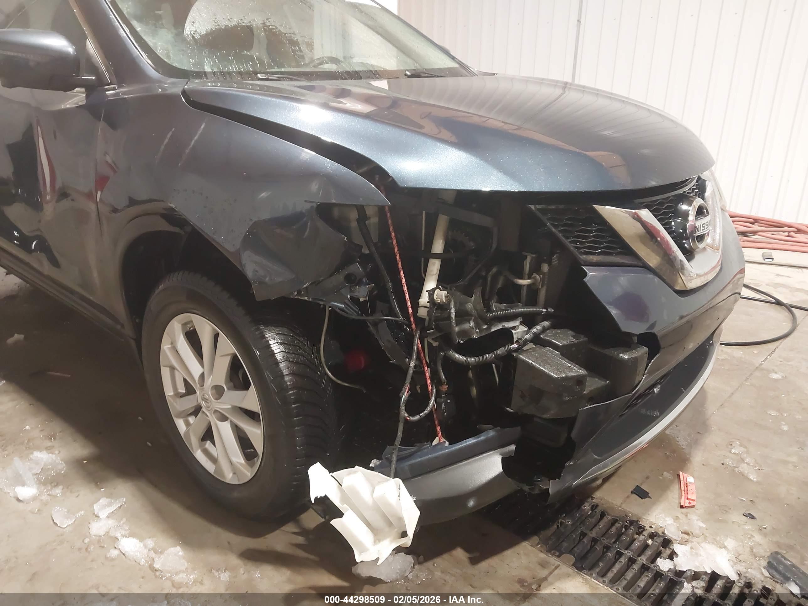 NISSAN ROGUE image 6