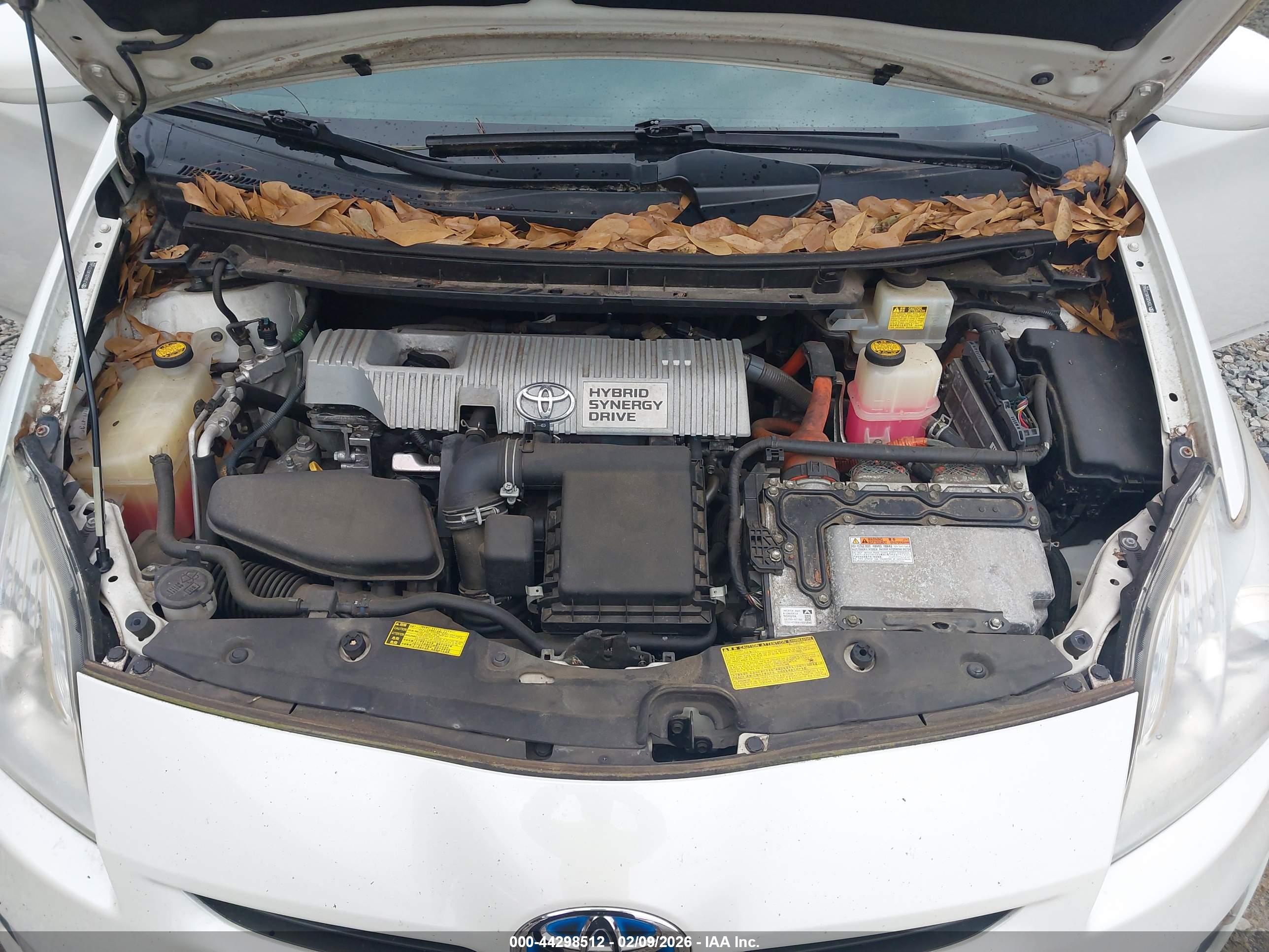 TOYOTA PRIUS image 10