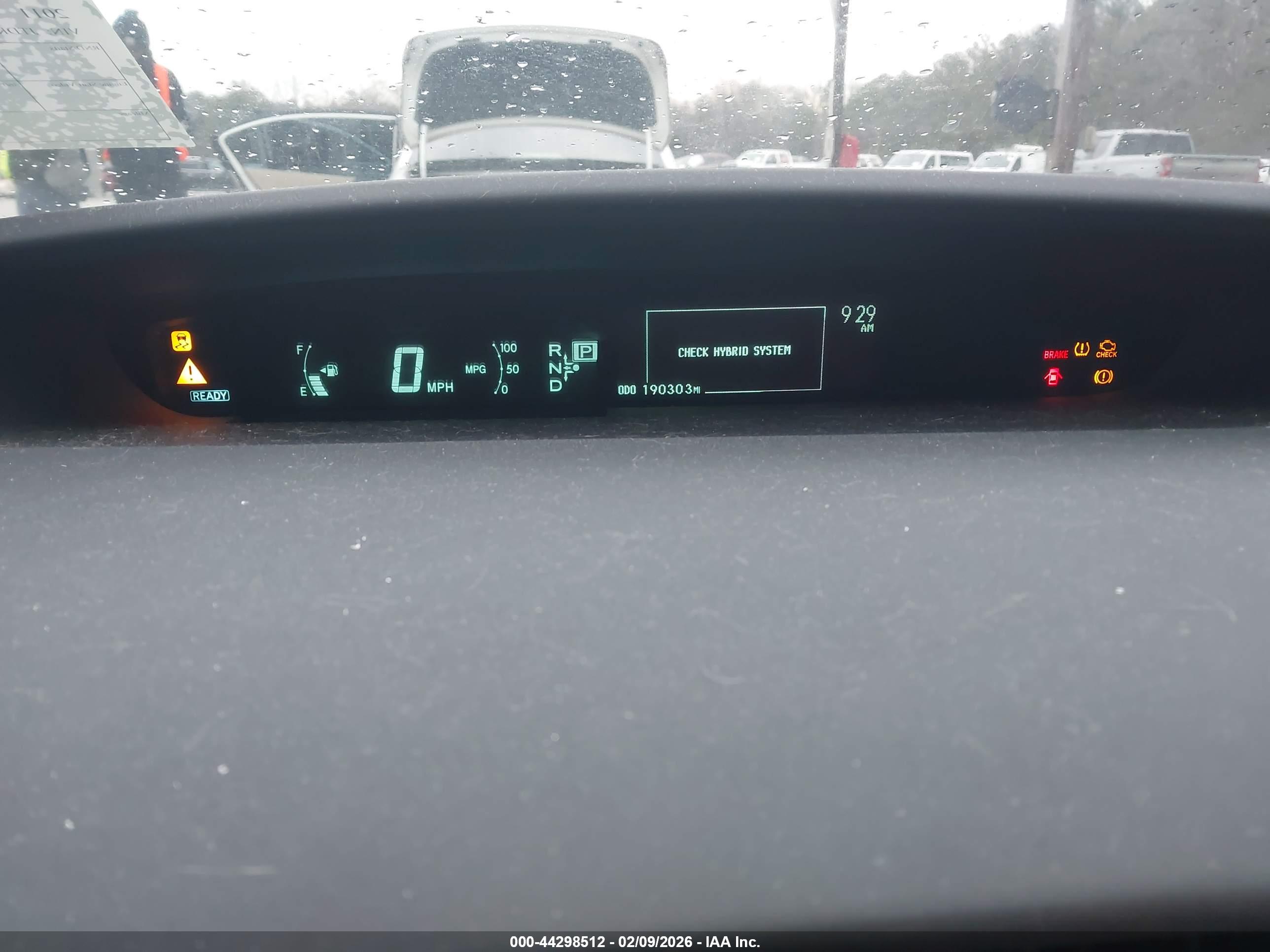 TOYOTA PRIUS image 7
