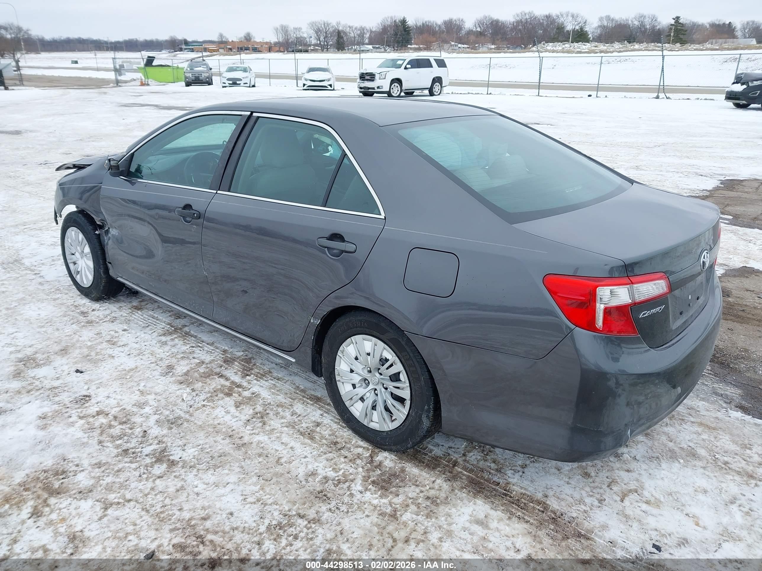 TOYOTA CAMRY image 3