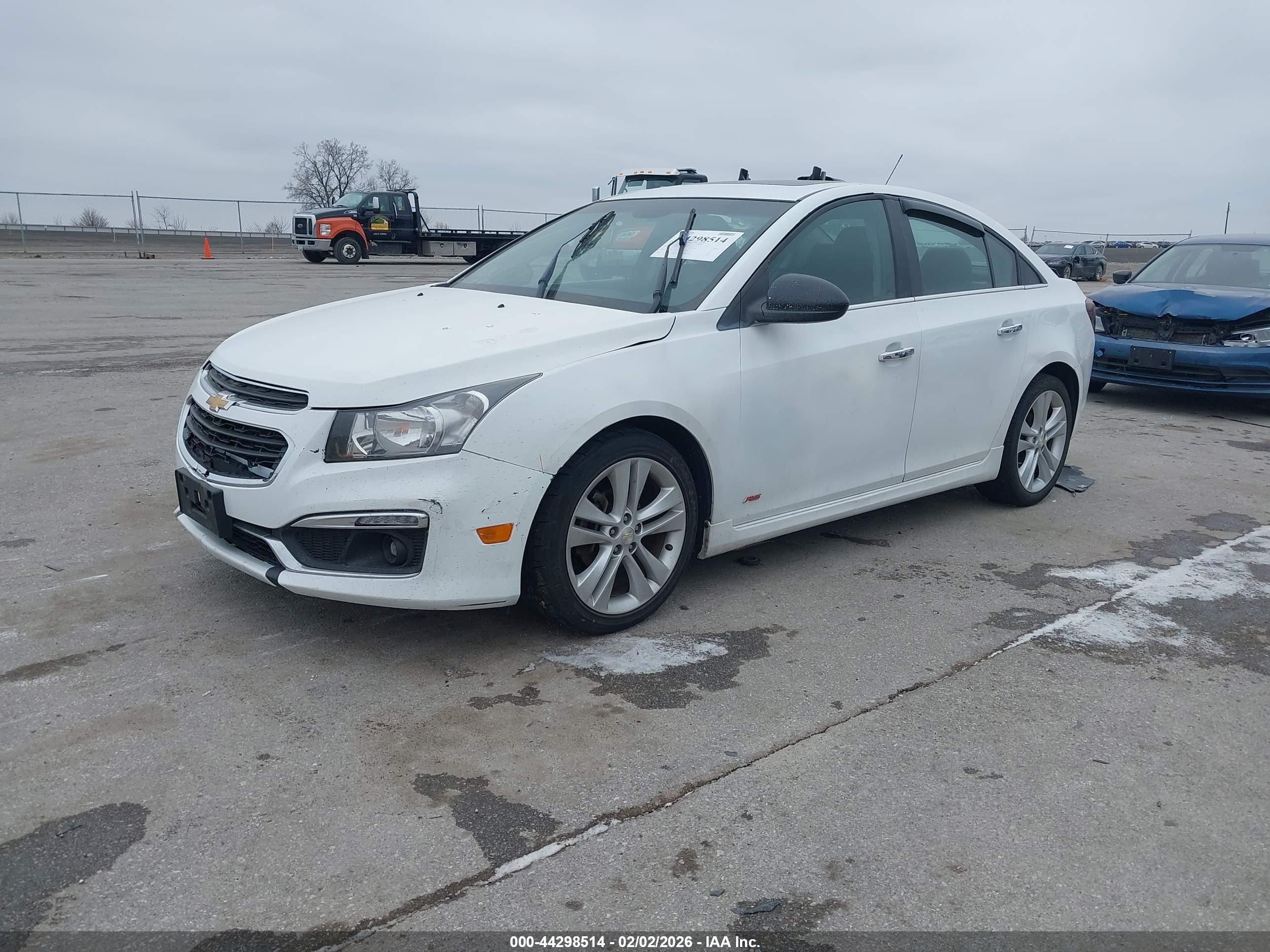 CHEVROLET CRUZE image 2