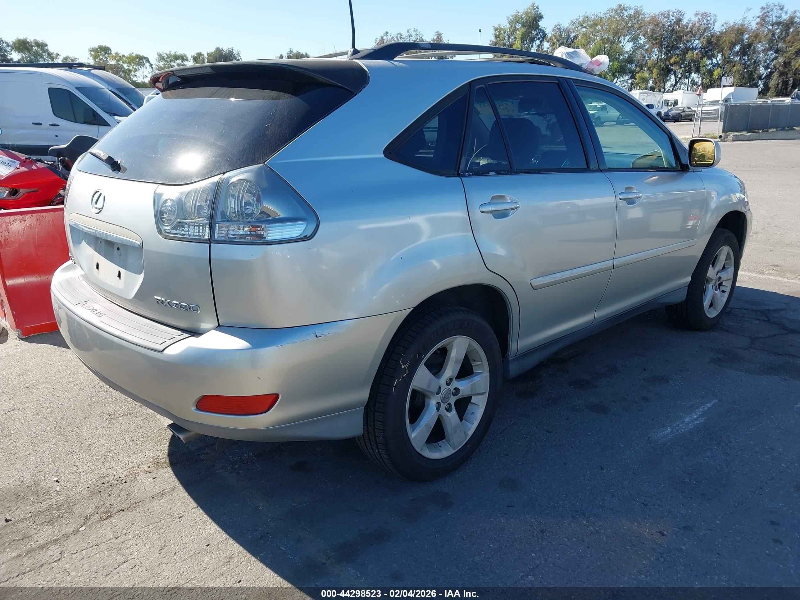 LEXUS RX image 4