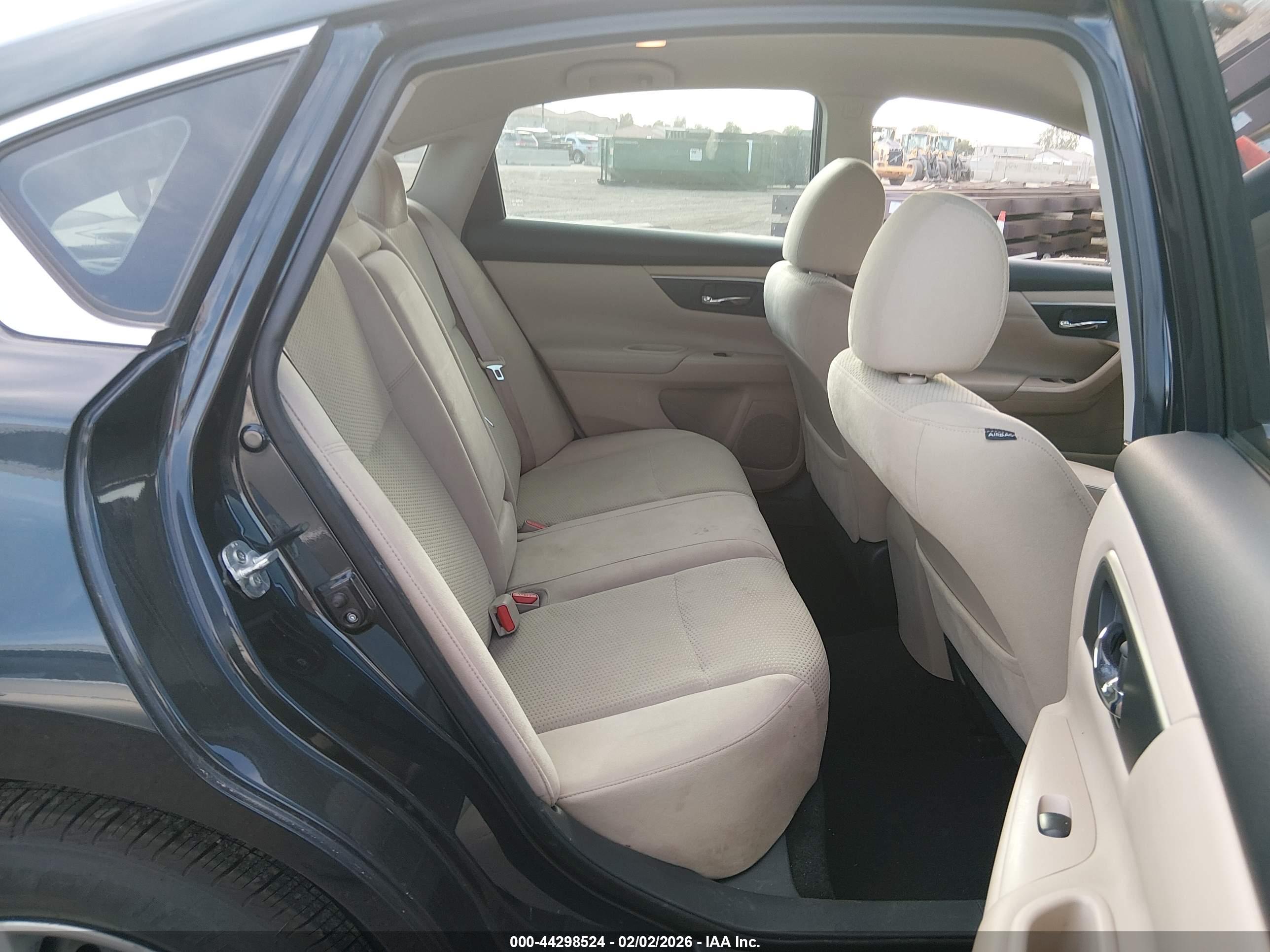 NISSAN ALTIMA image 8