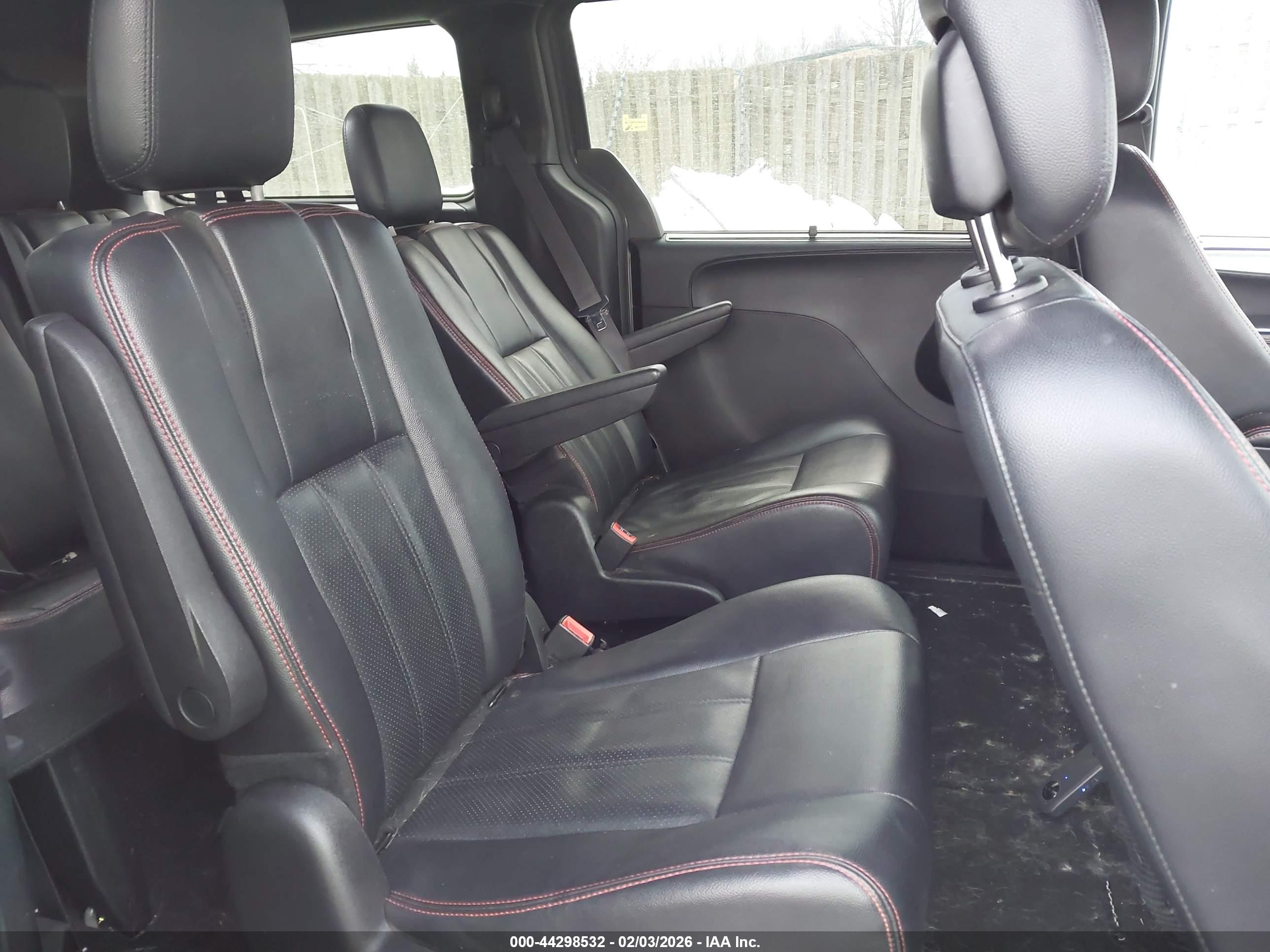 DODGE GRAND image 8