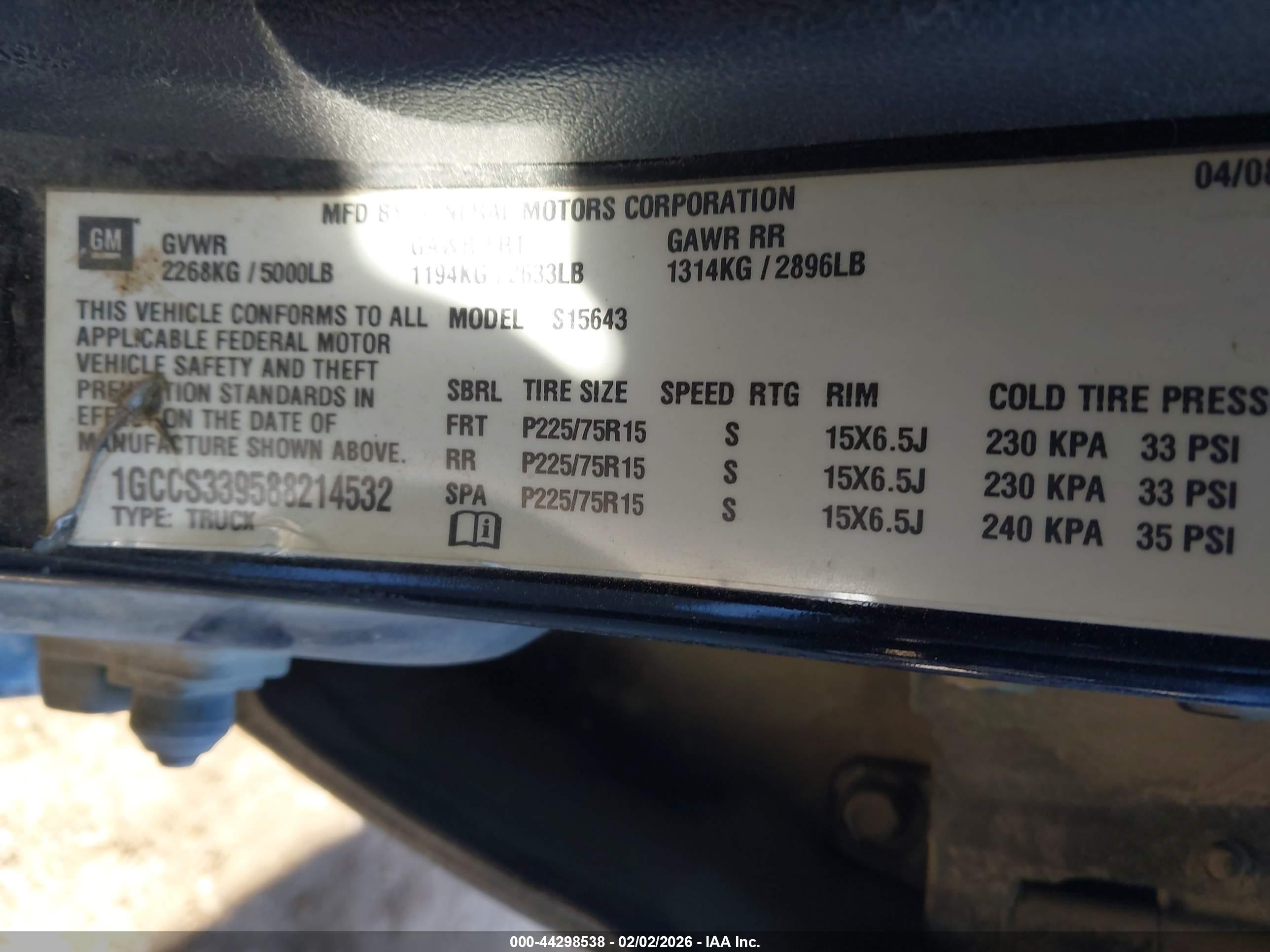 CHEVROLET COLORADO image 9