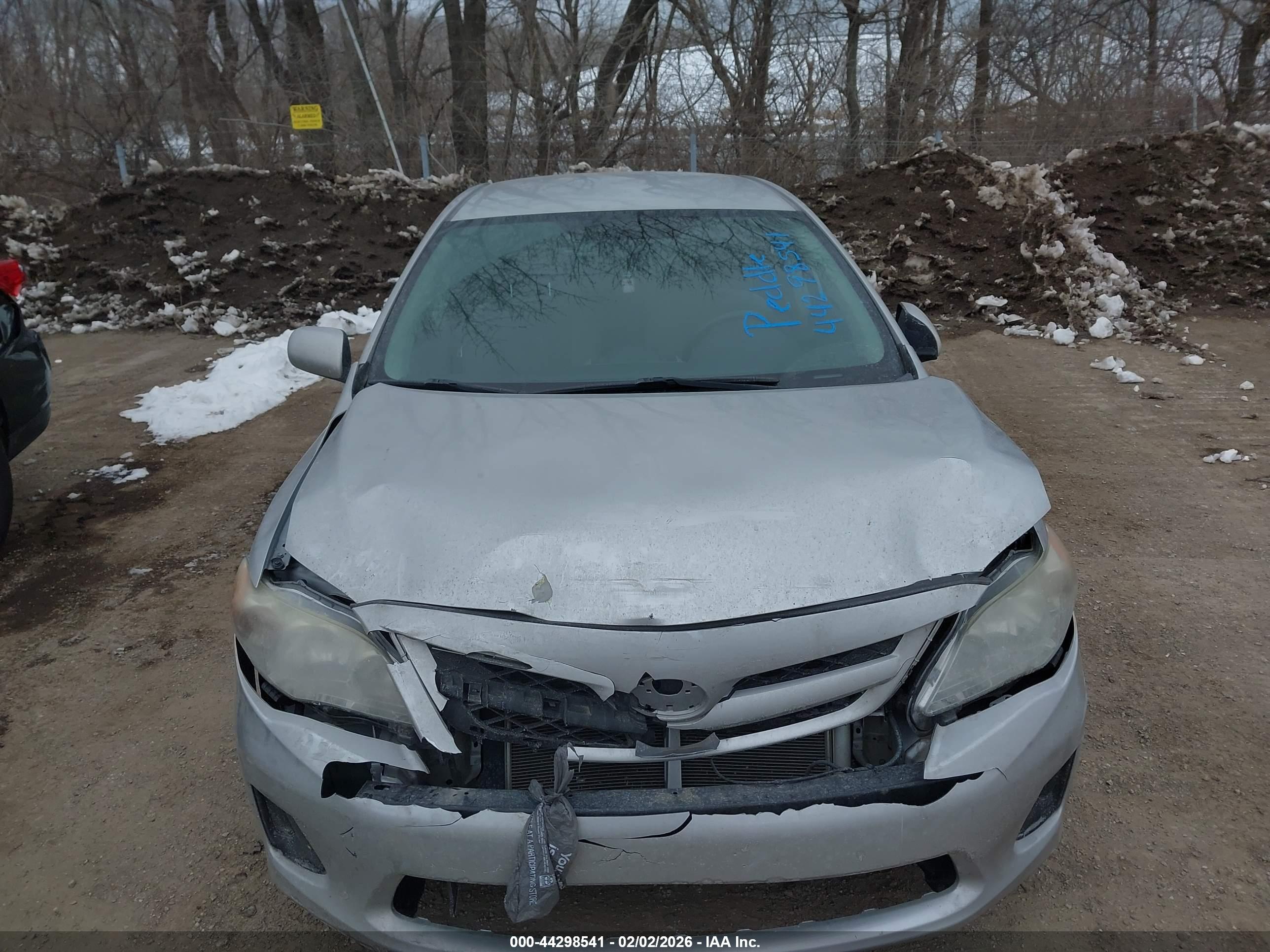 TOYOTA COROLLA image 6