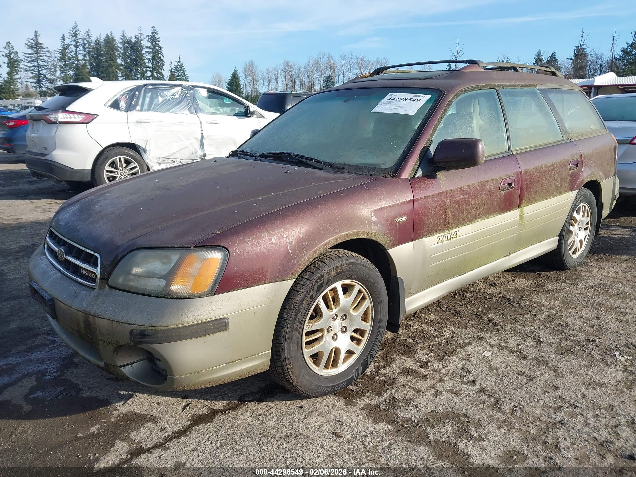 SUBARU OUTBACK image 2