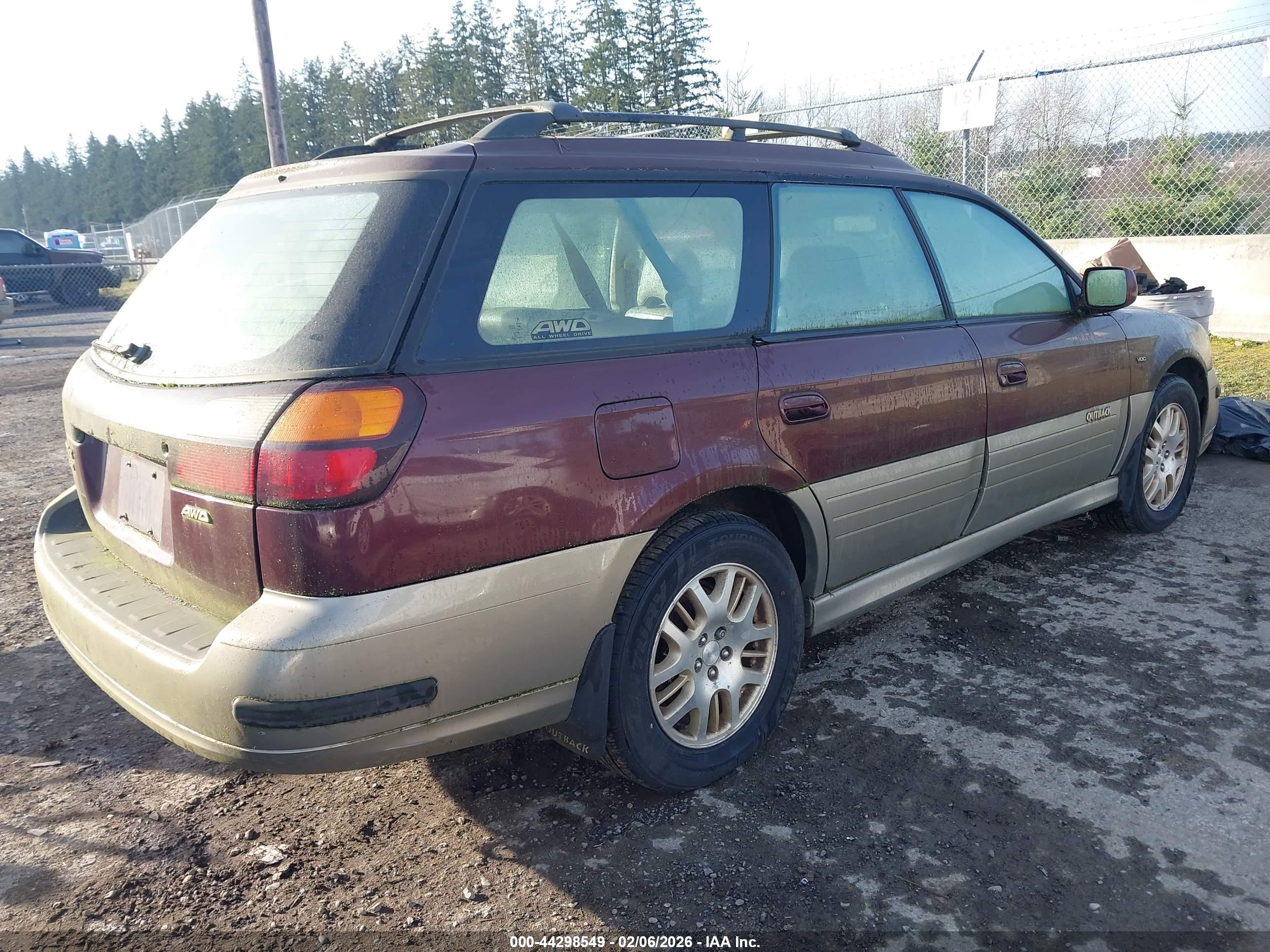 SUBARU OUTBACK image 4