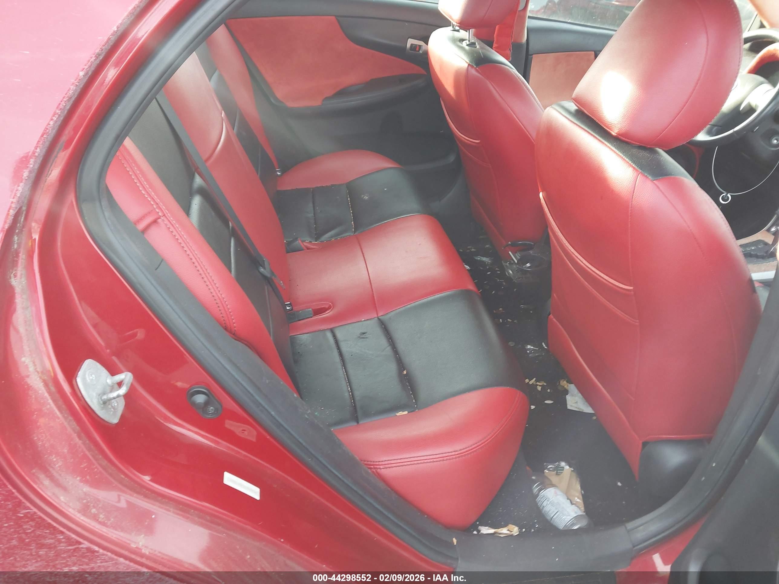 TOYOTA COROLLA image 8
