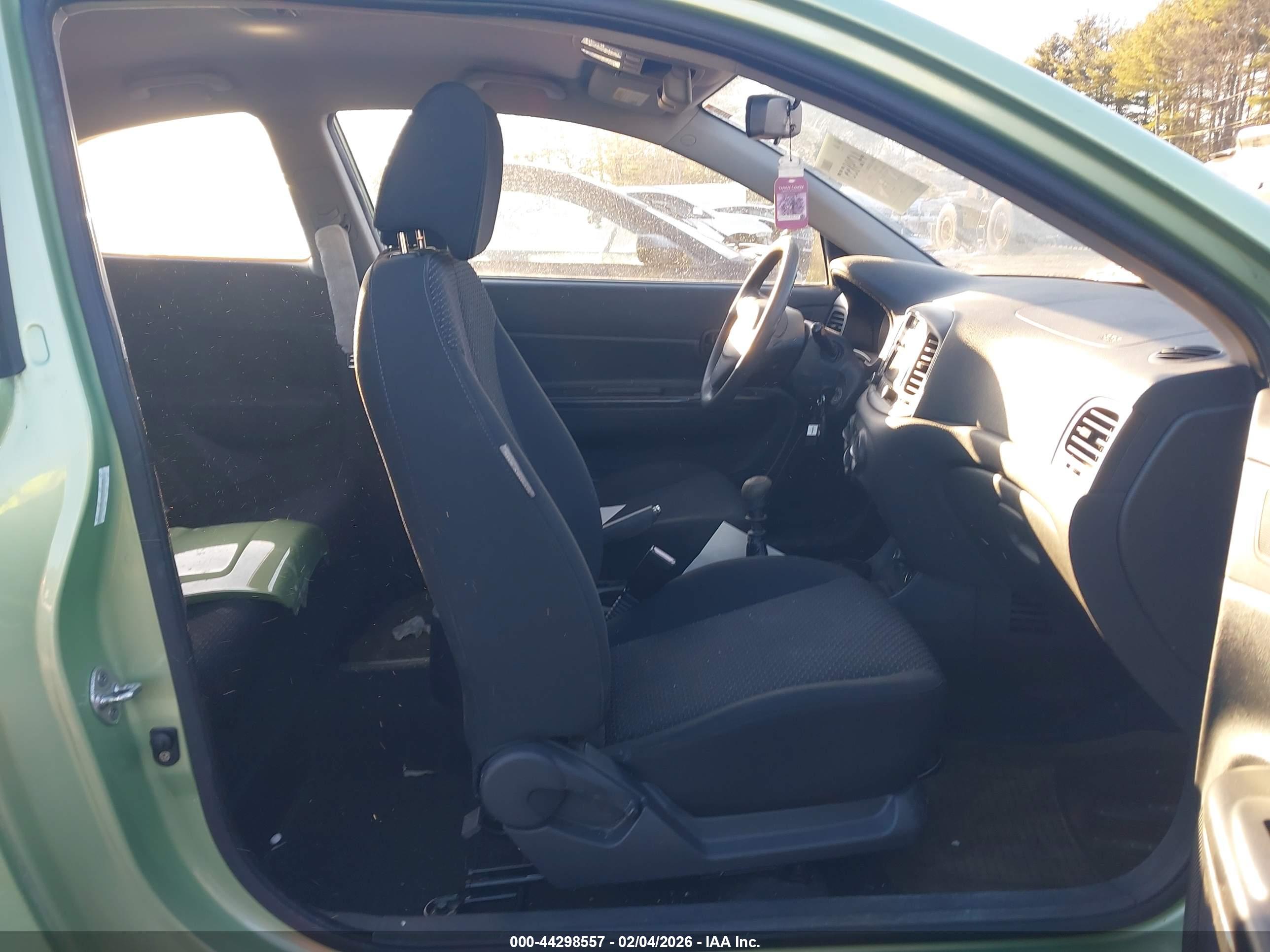 HYUNDAI ACCENT image 5