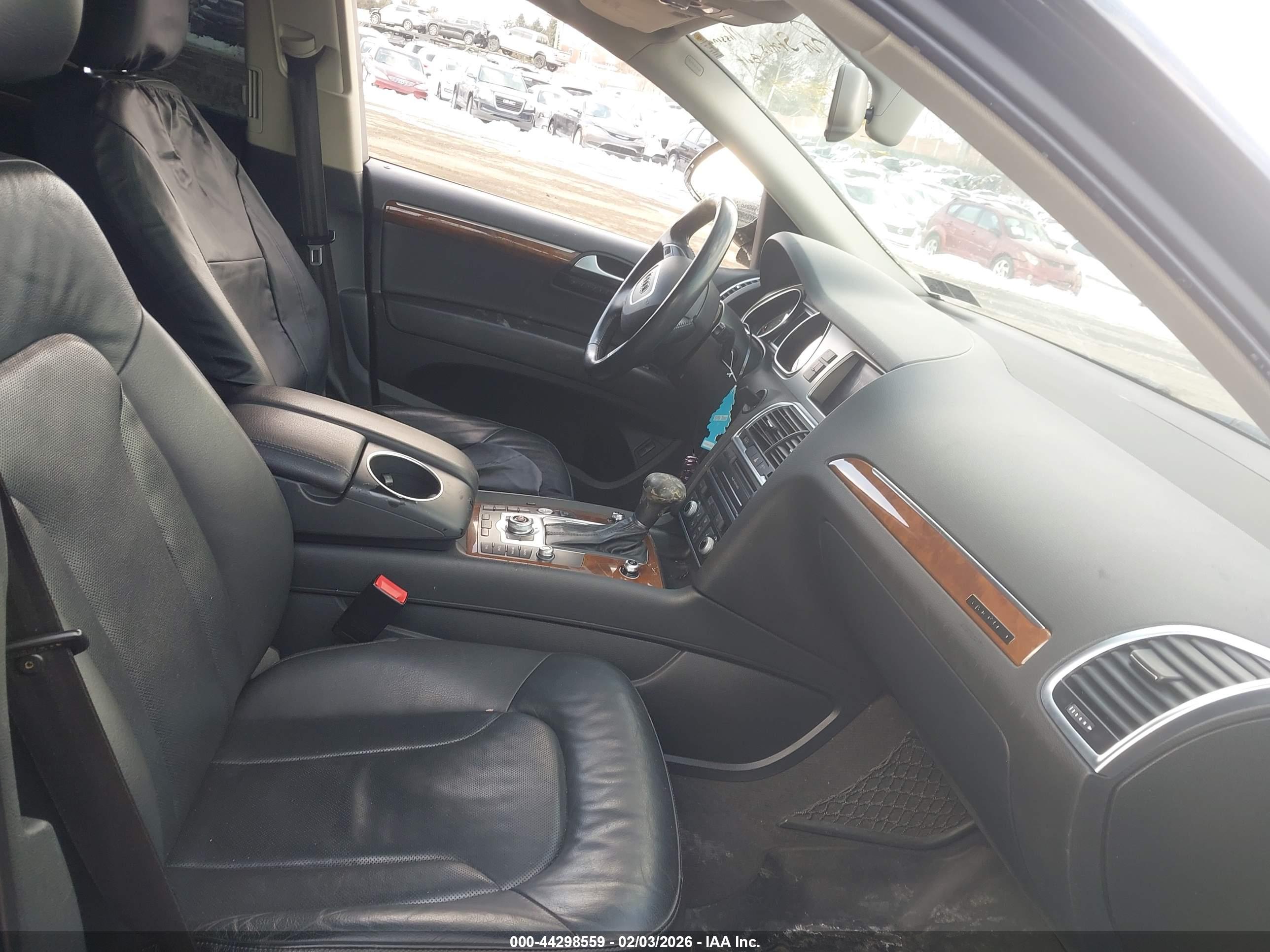 AUDI Q7 image 5