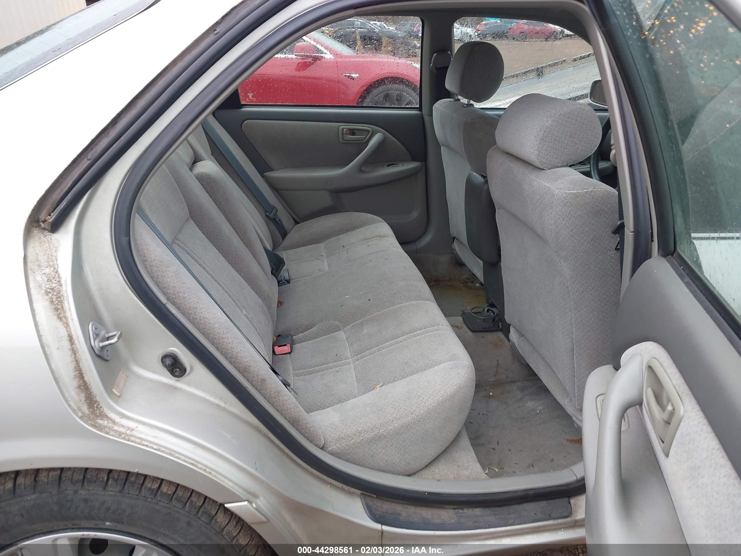 TOYOTA CAMRY image 8