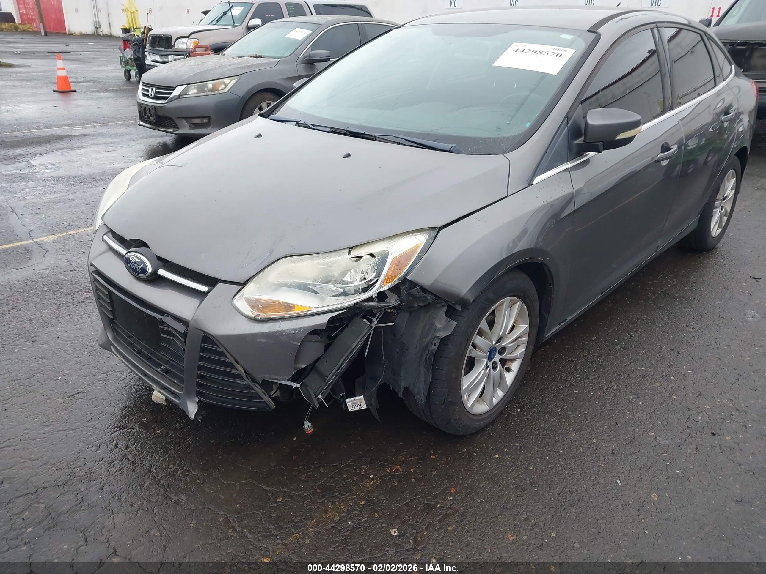 FORD FOCUS image 6