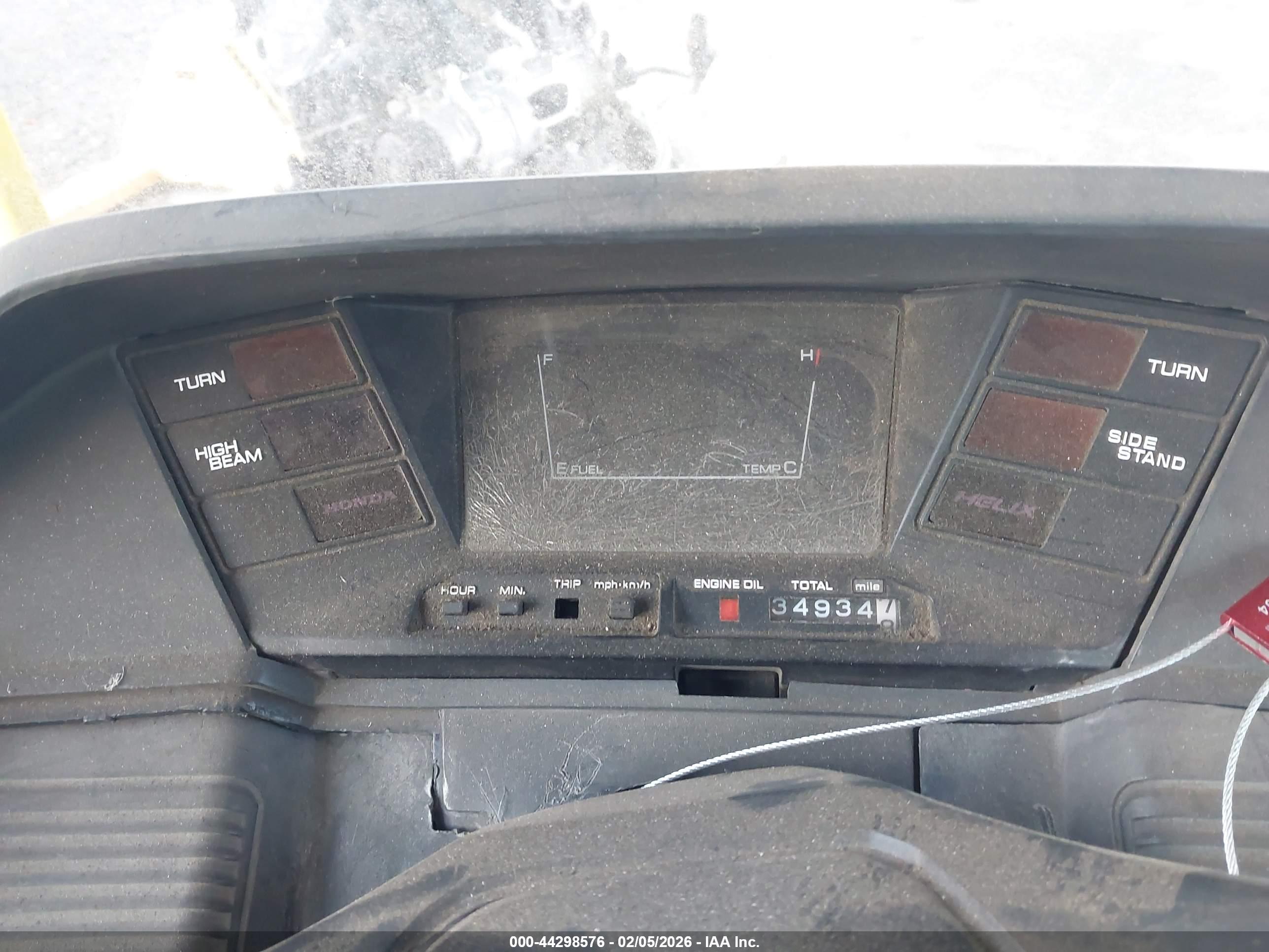 HONDA CN250 image 7