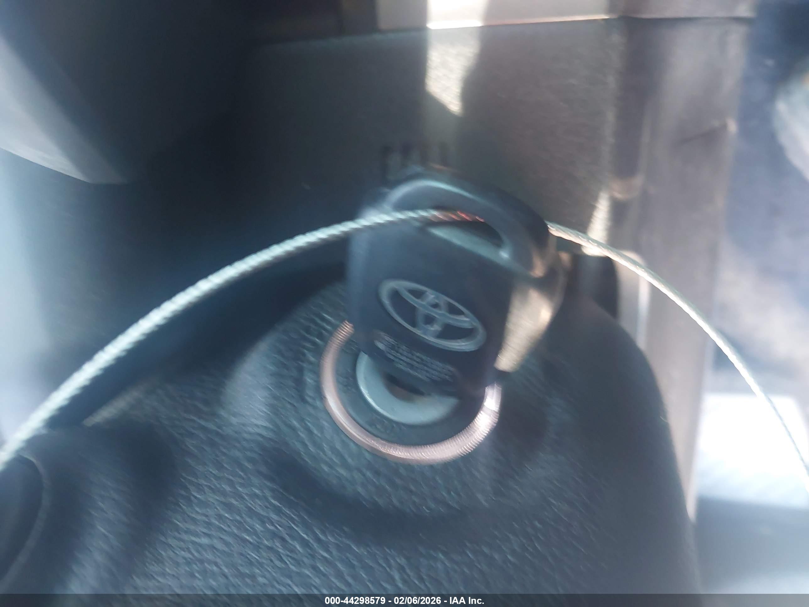 TOYOTA TACOMA image 11