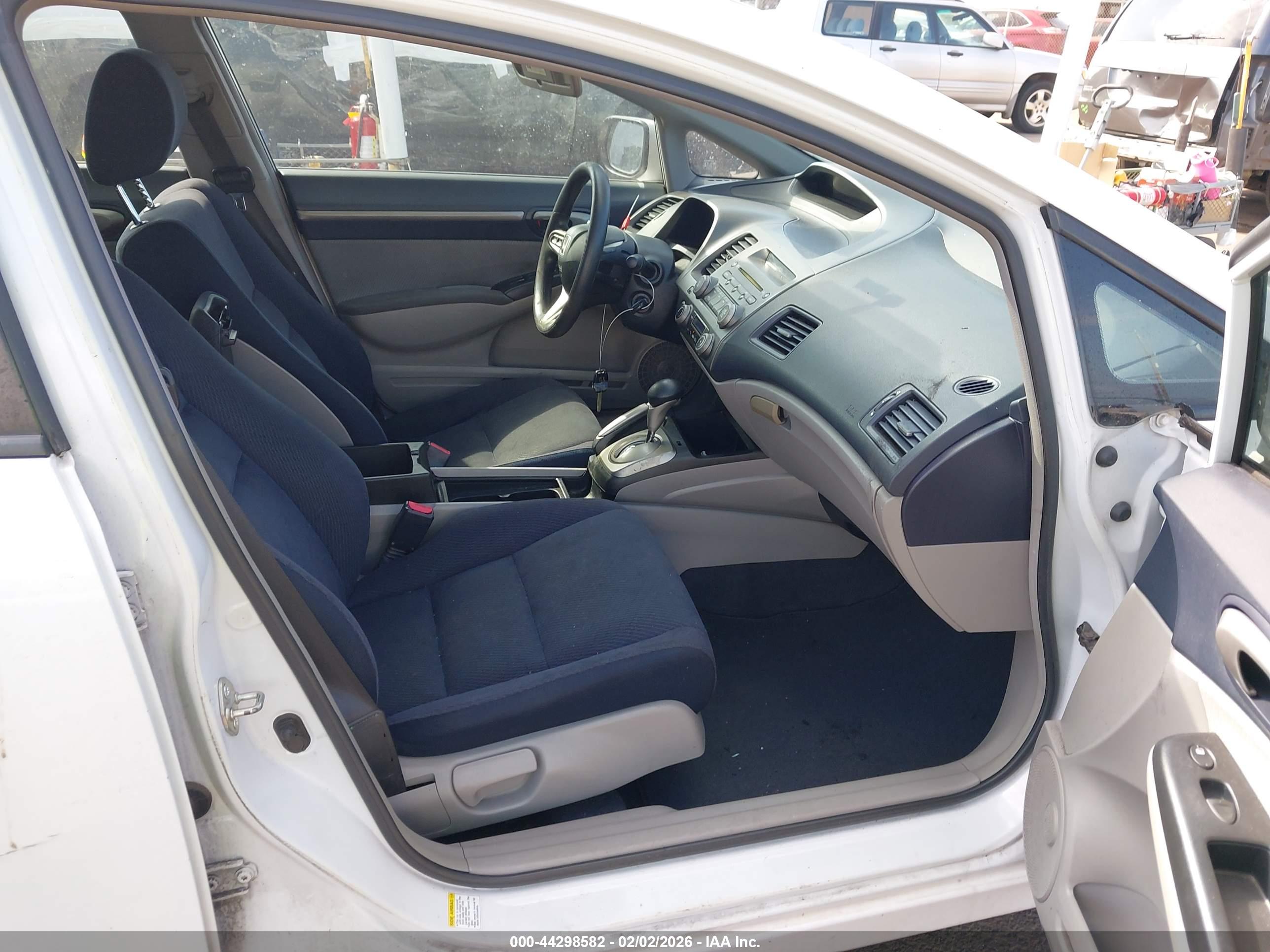 HONDA CIVIC image 5