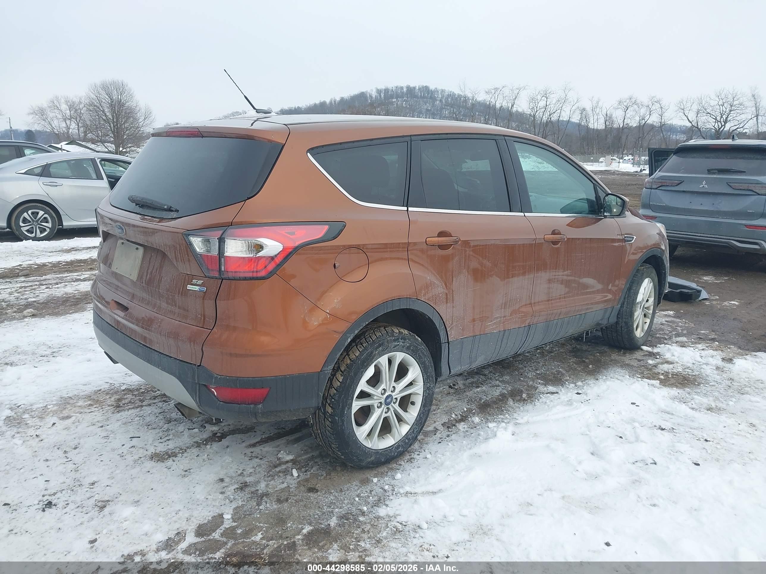 FORD ESCAPE image 4